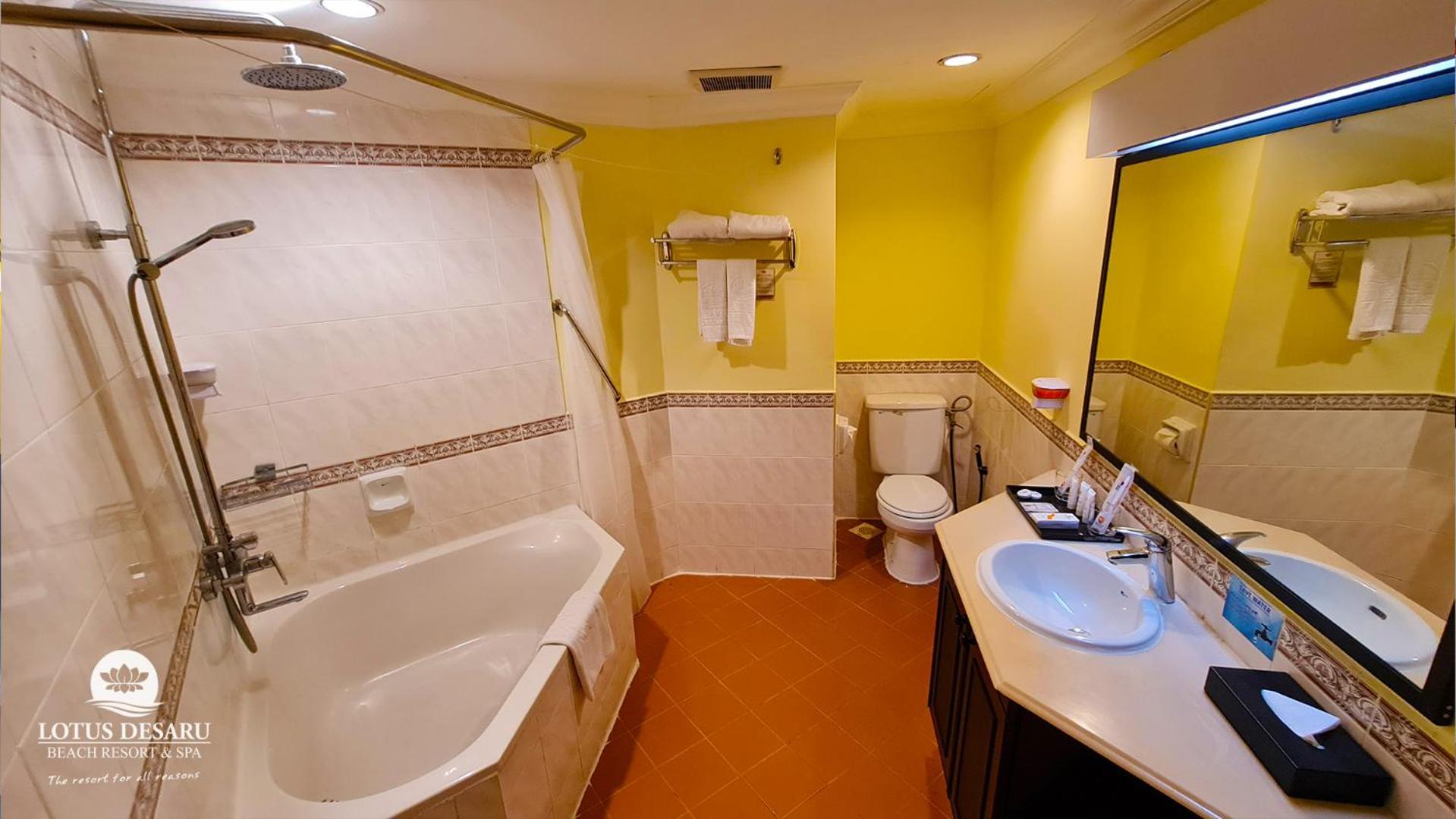 3 Bedroom Master Suite (SPLASH Water Park View)