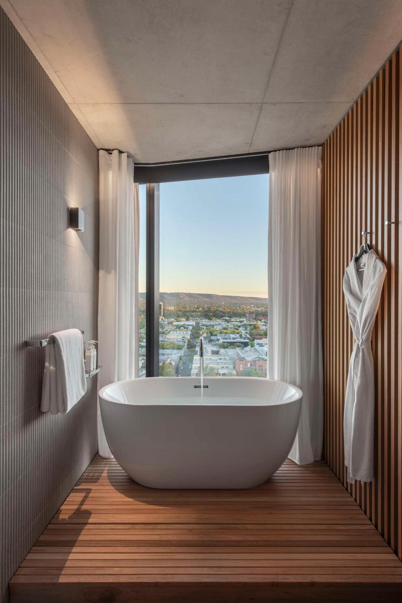 Urban Retreat Room King including nightly drink vouchers