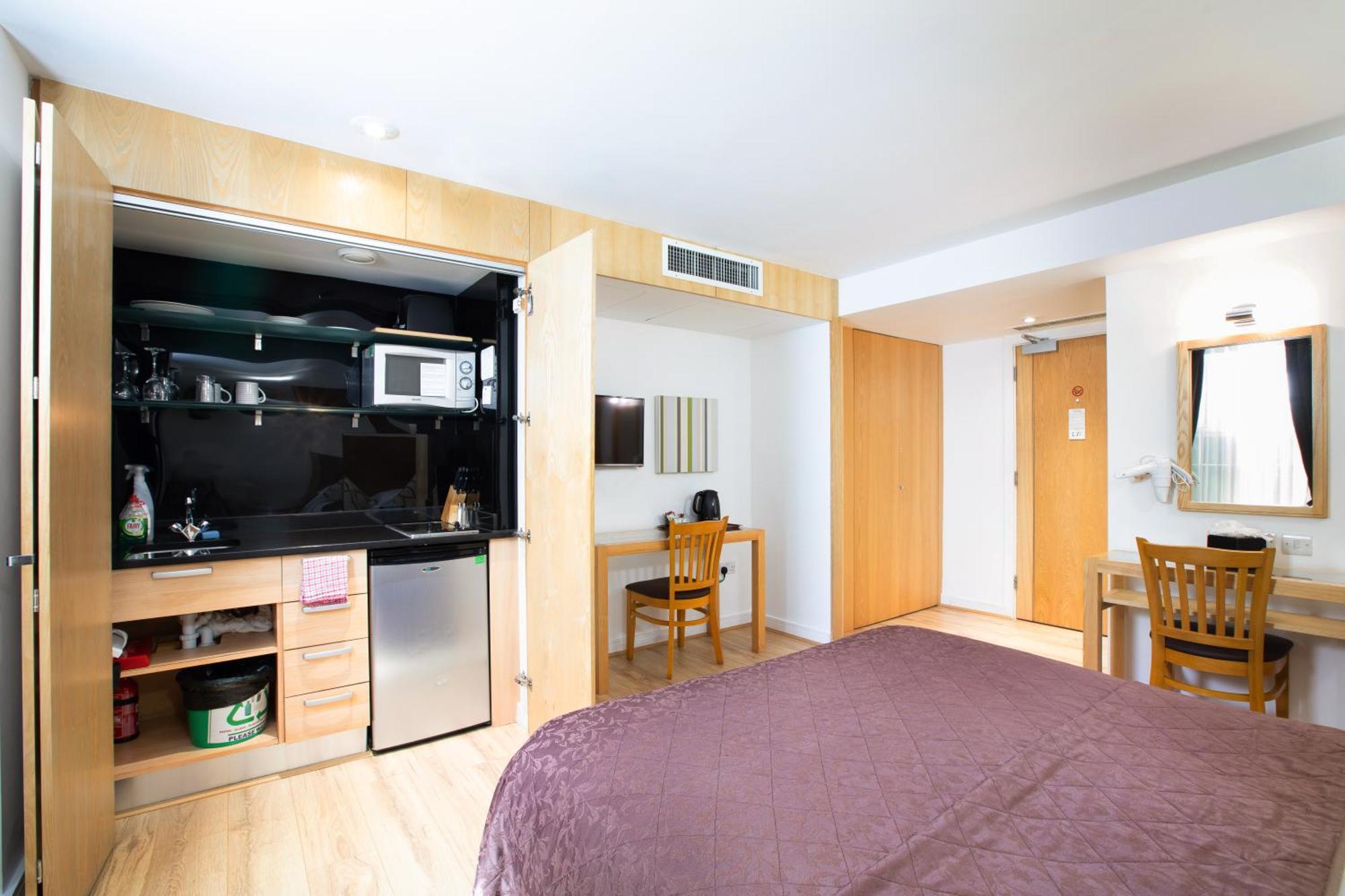 Executive Studio Suite