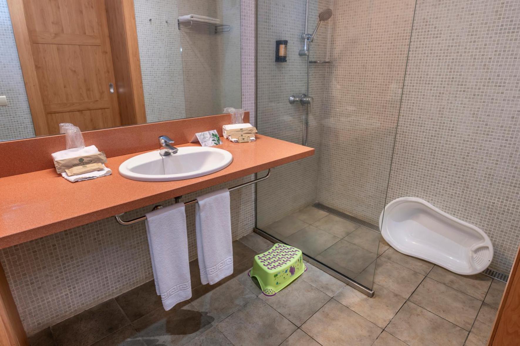 Habitación Doble Confort (2 adultos)