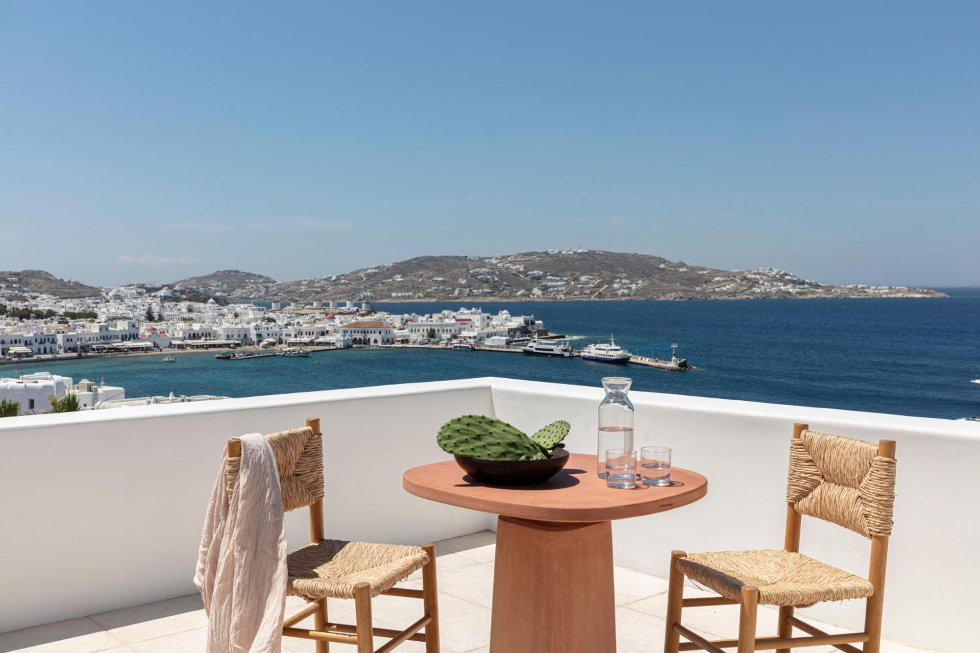 Deluxe Double Sea View Room