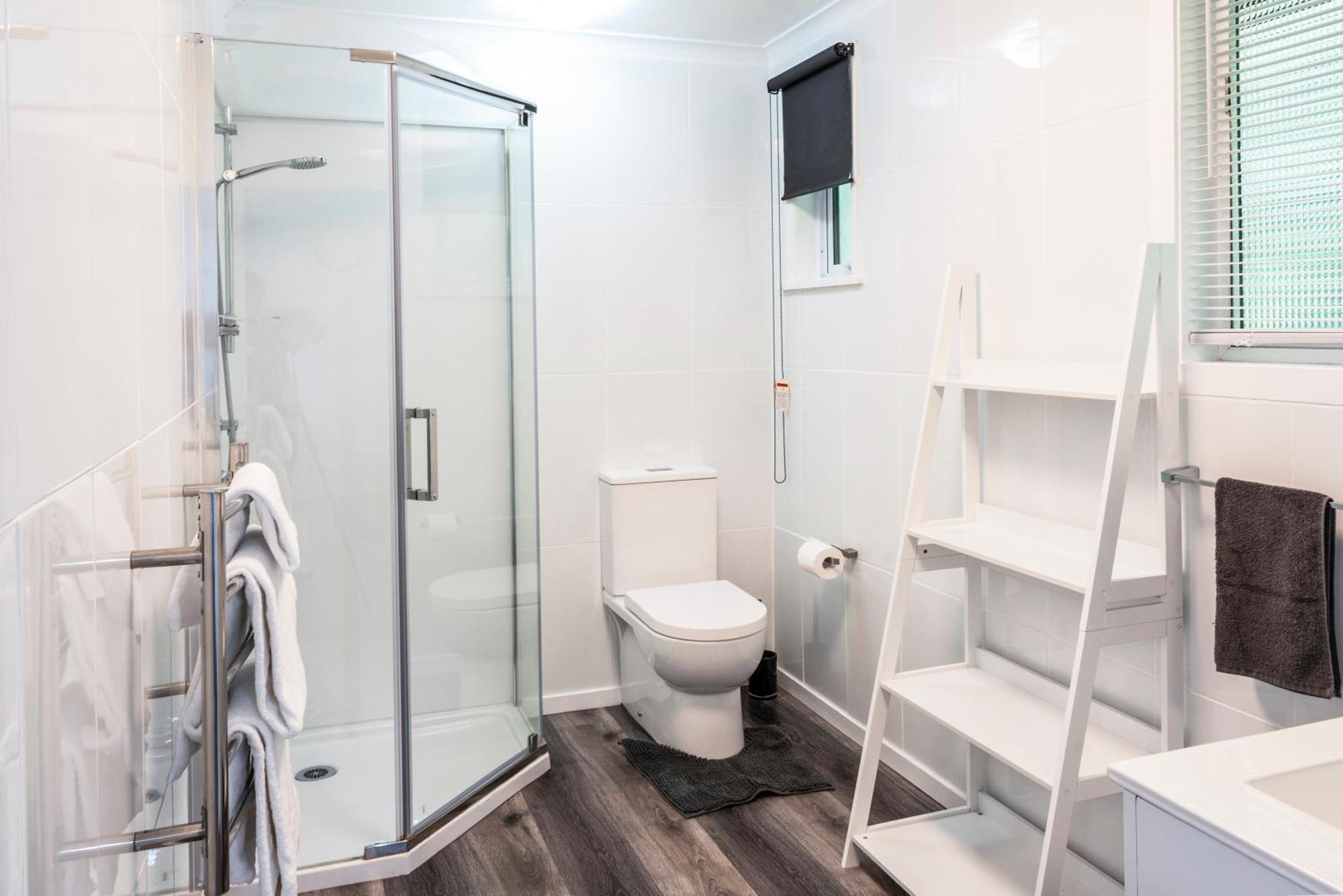 One Bedroom Unit 3 guests