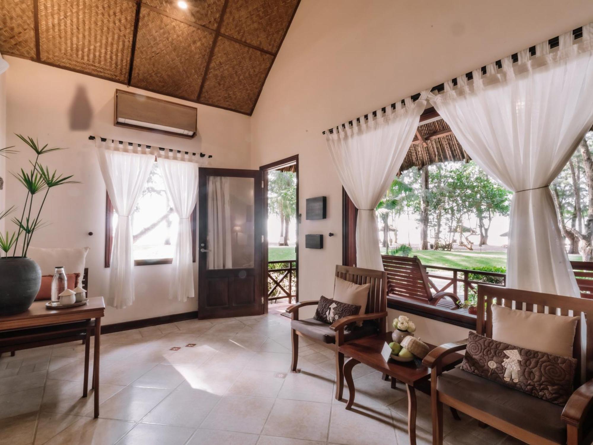 Premier Ocean Bungalow