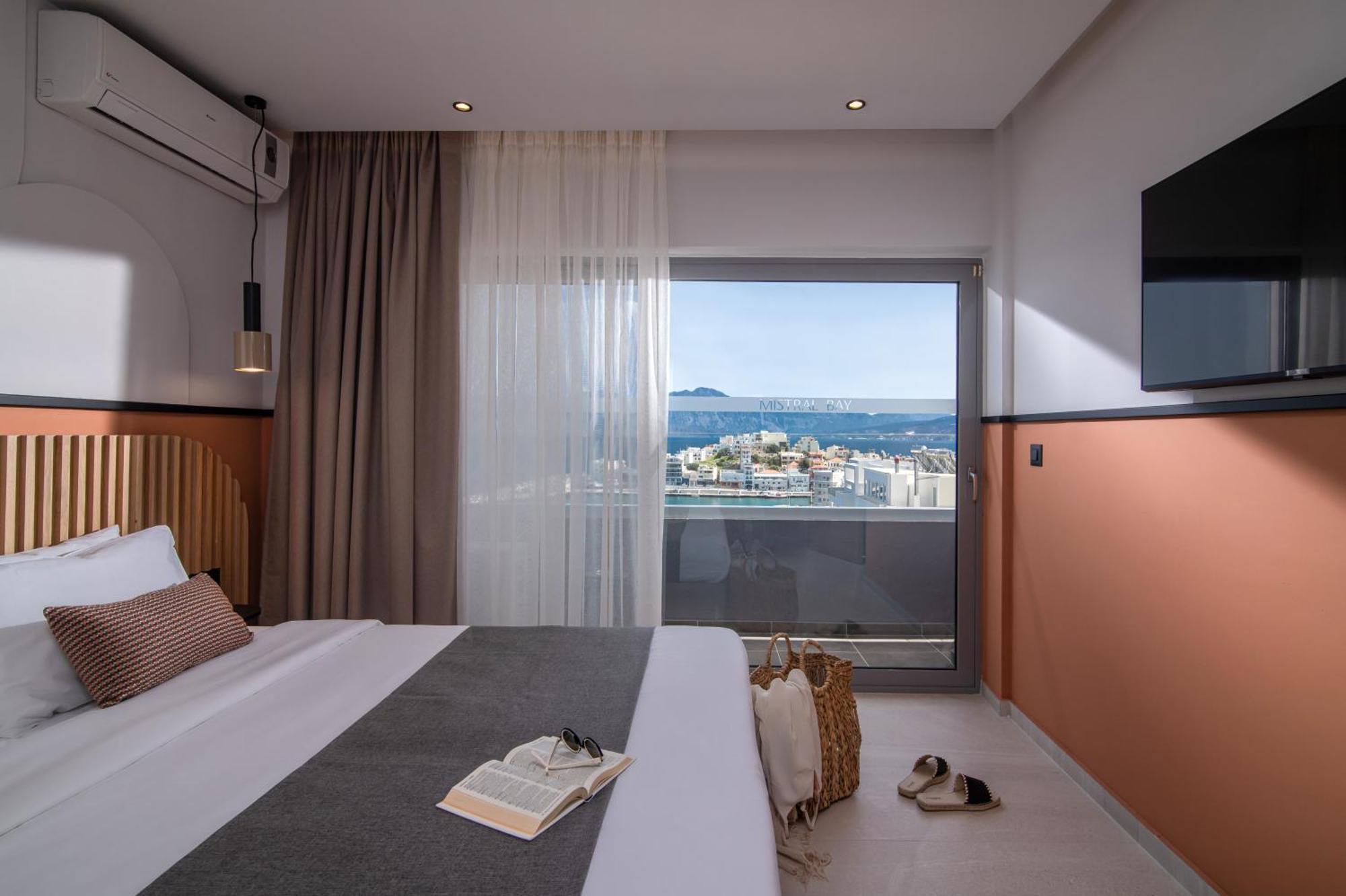 Double or Twin Room Side Sea View
