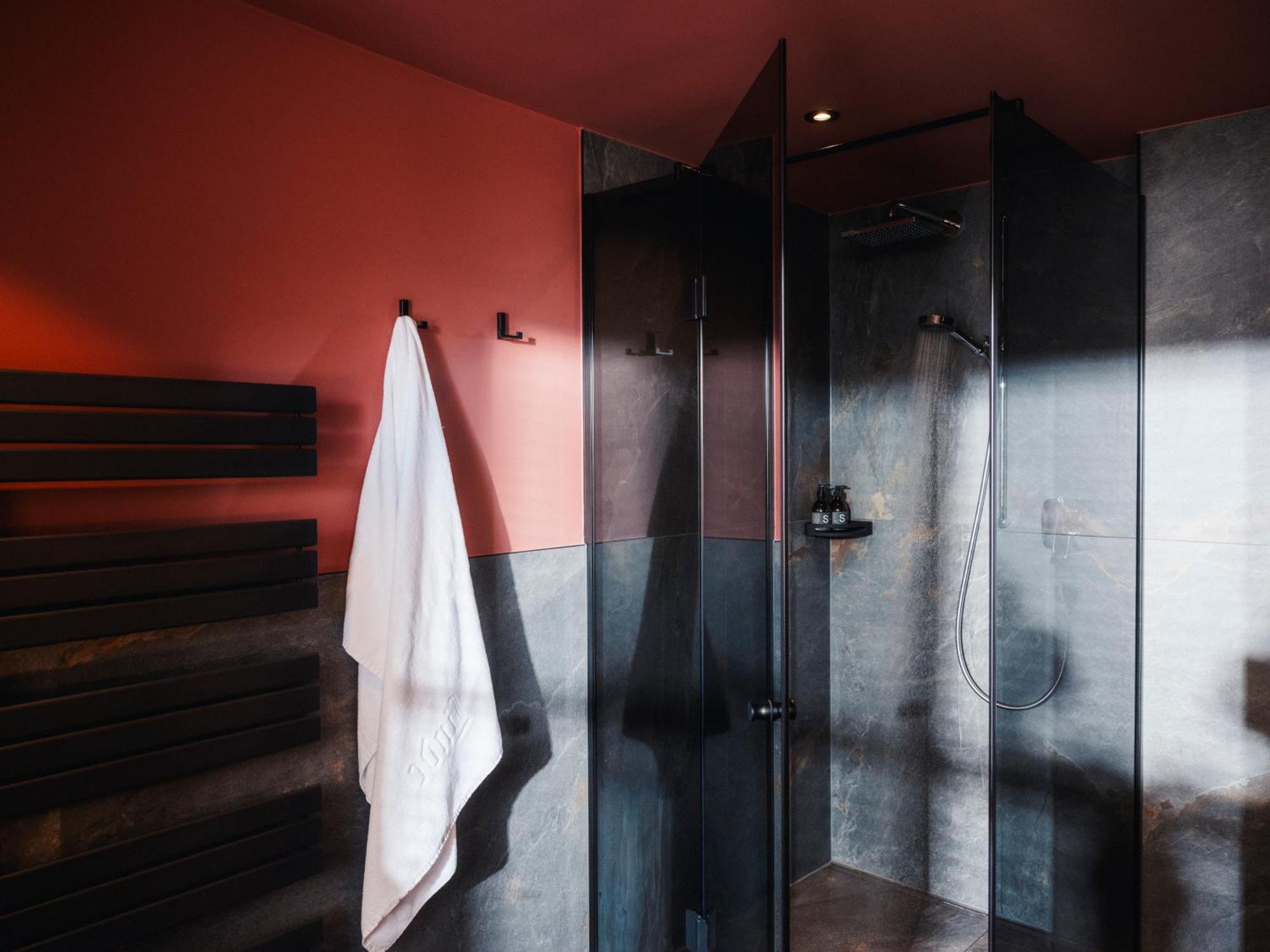 Junior Suite mit Poolblick