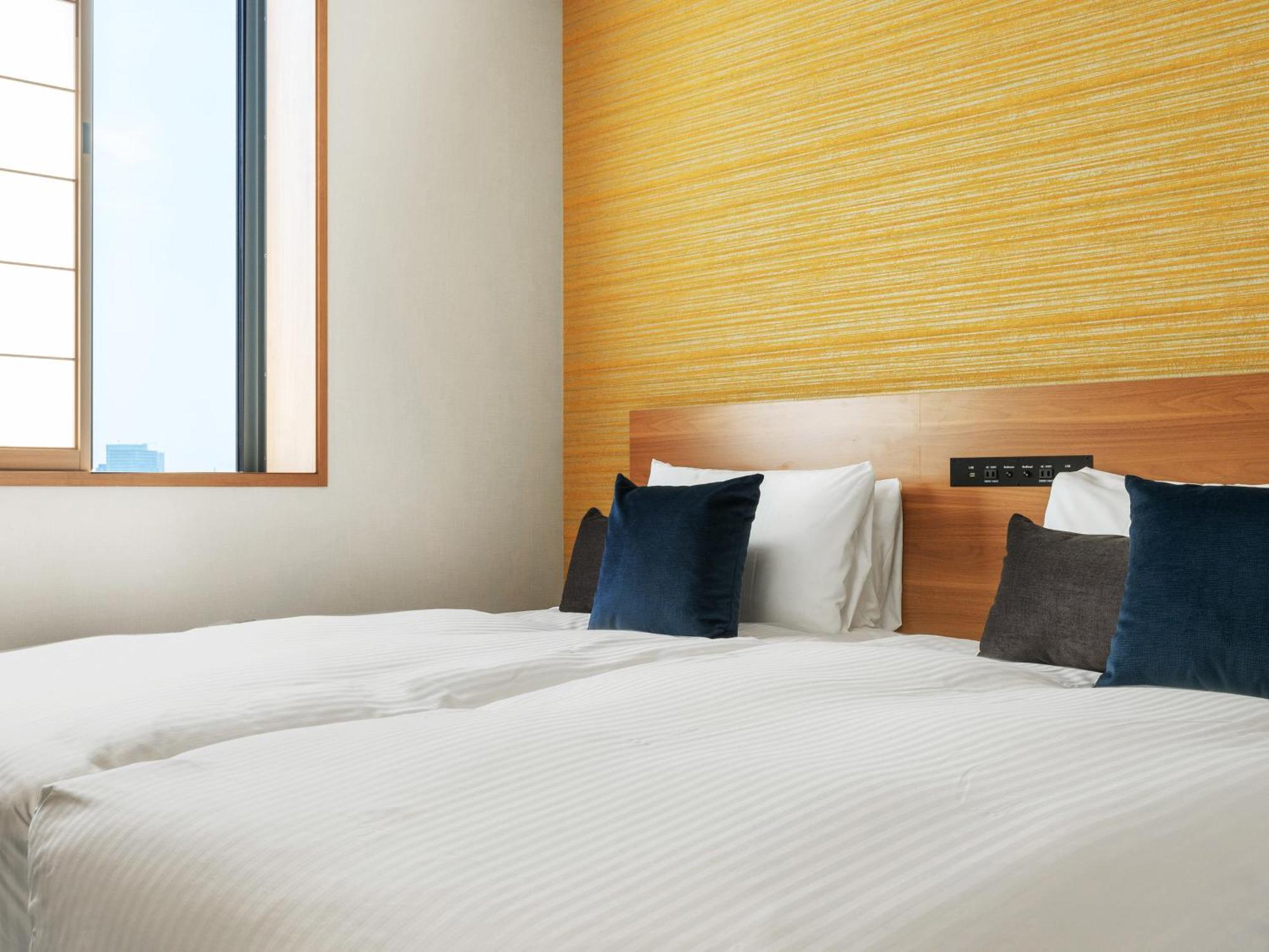 River View One-Bedroom Apartment