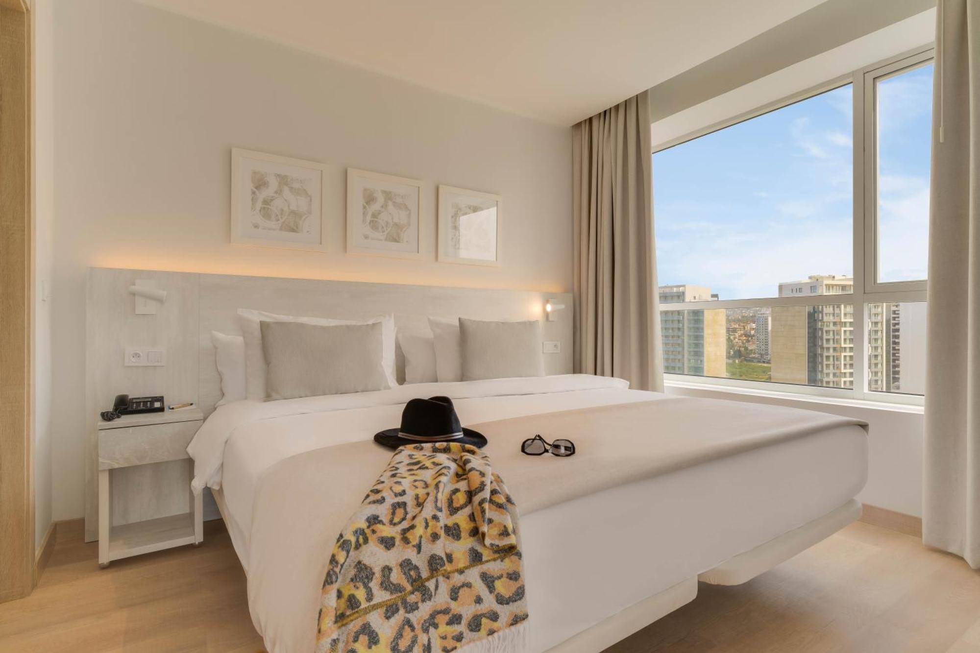 Premium Suite