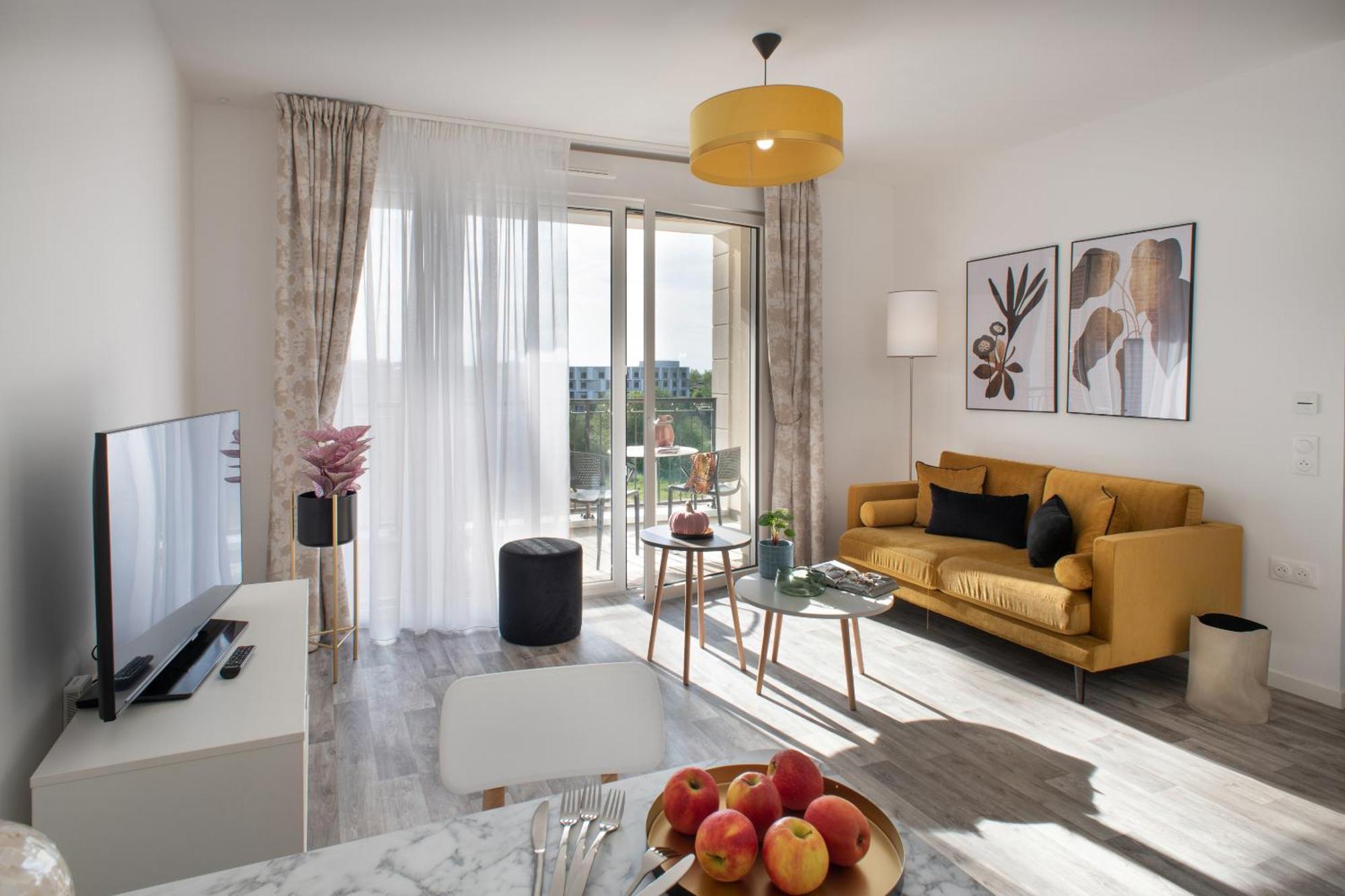 One-Bedroom Apartment