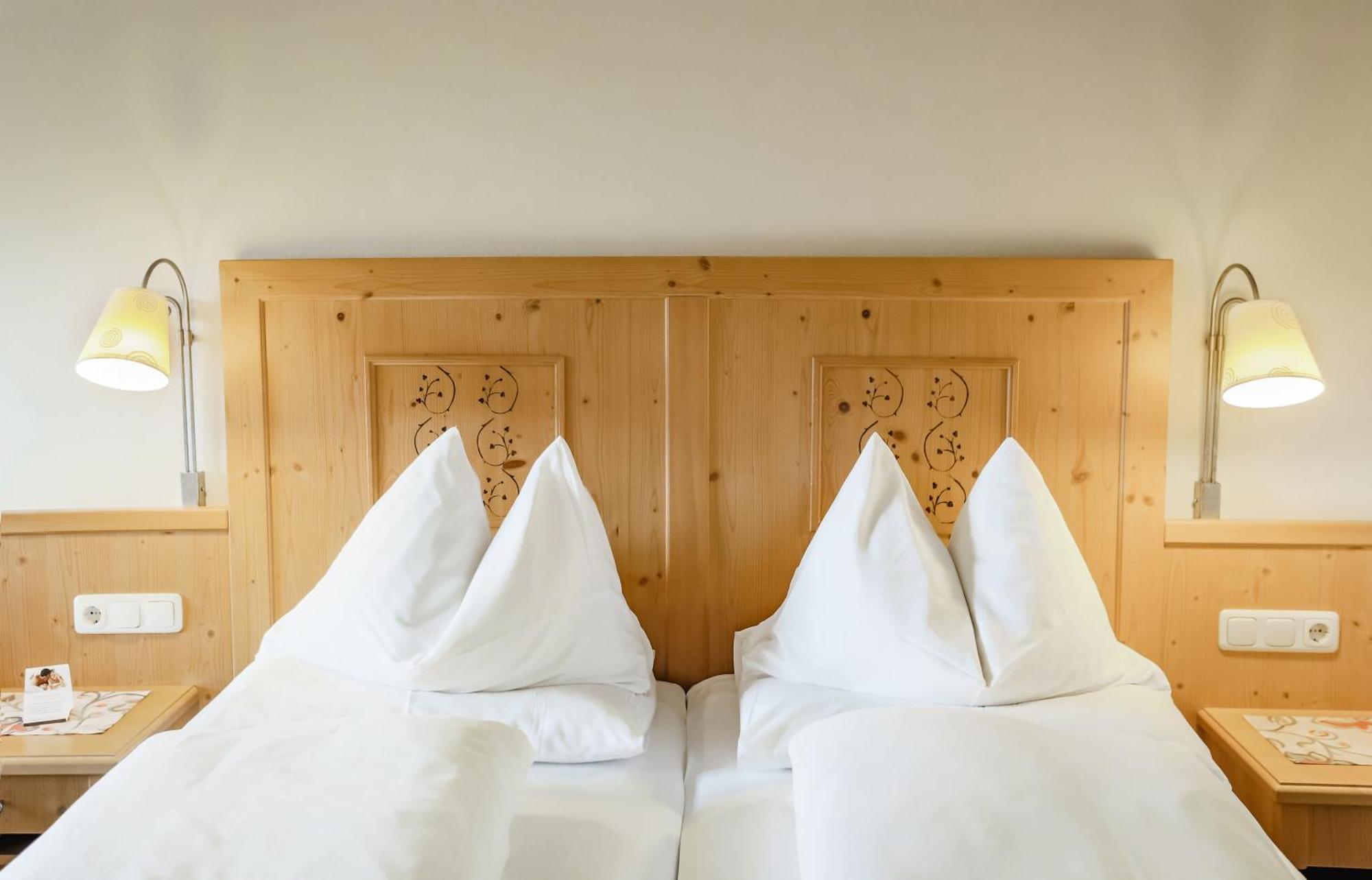 Double Room,1580163196:JPEG