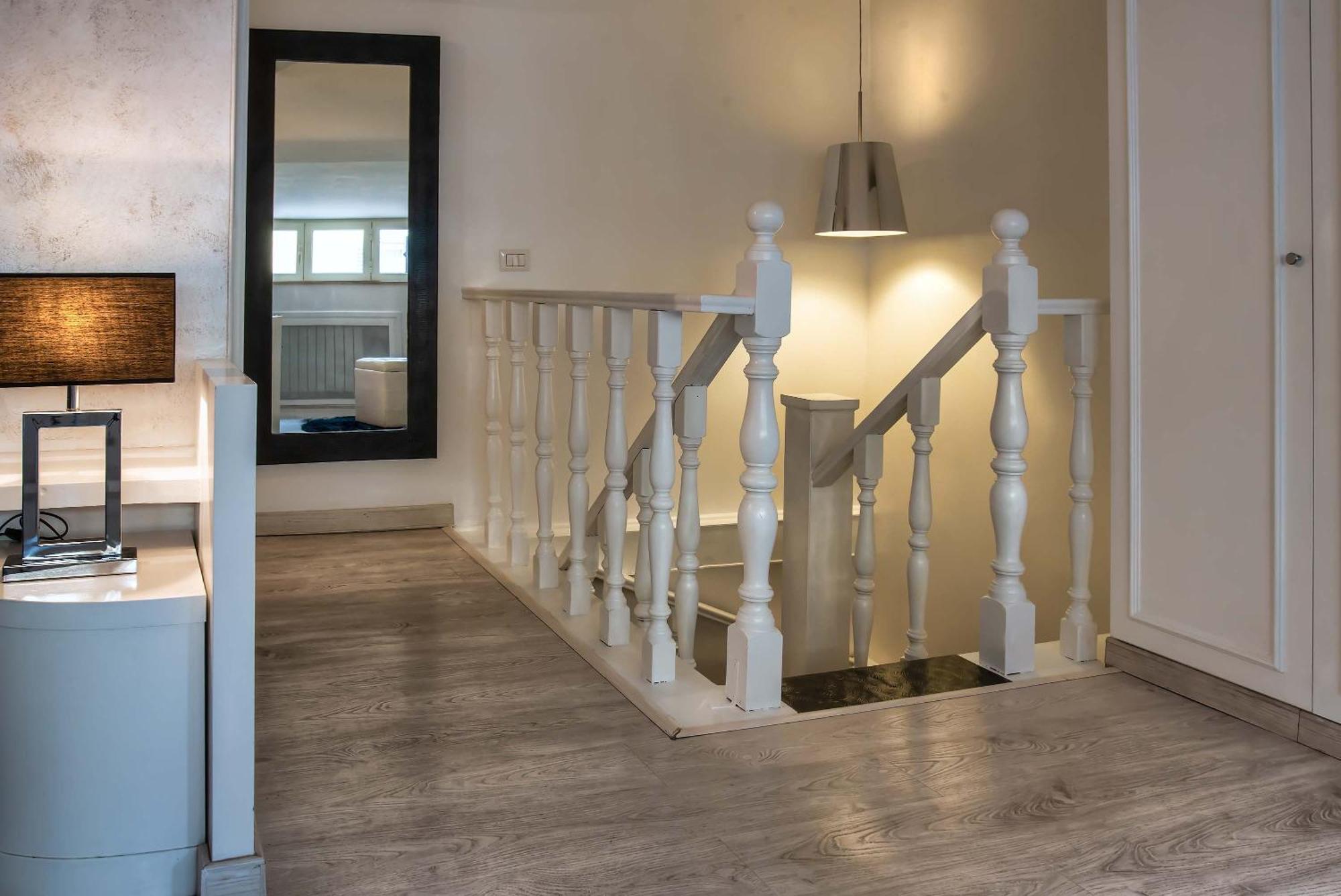 One-Bedroom Apartment Split Level