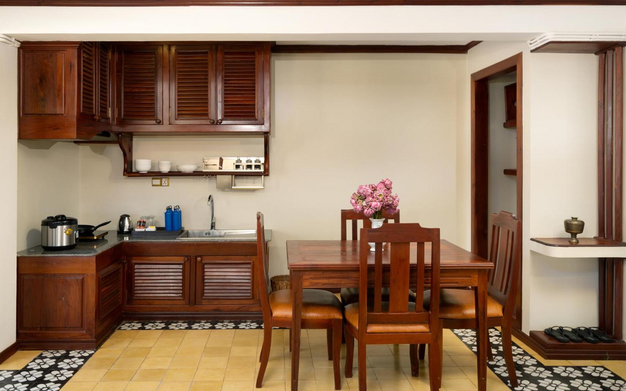 One-Bedroom Suite + Free Workspace+ Afternoon Tea +Tree planting