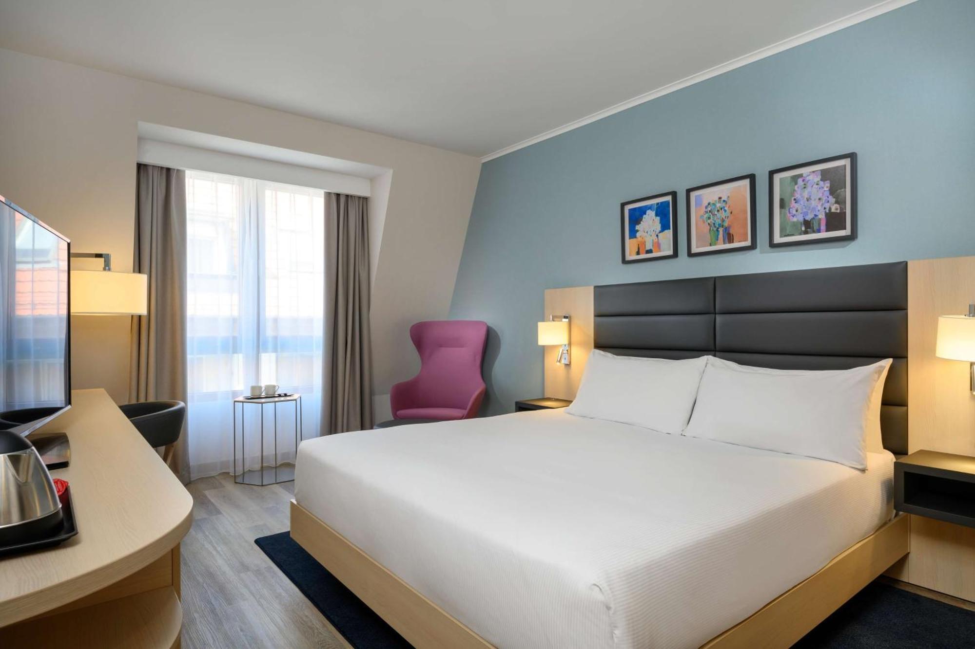 King Guest Room