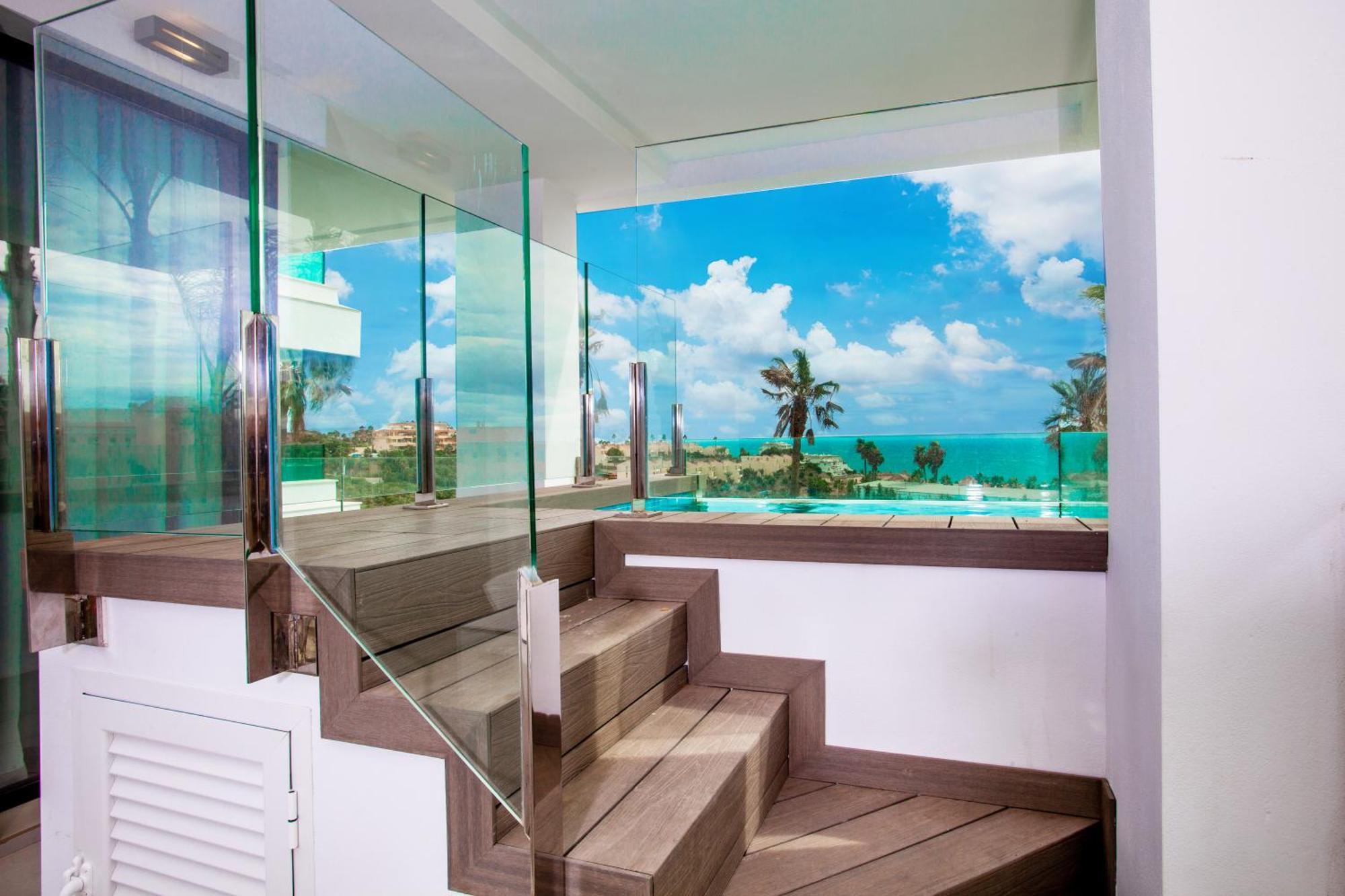 Luxury Two Bedroom Suite Private Pool Sea View