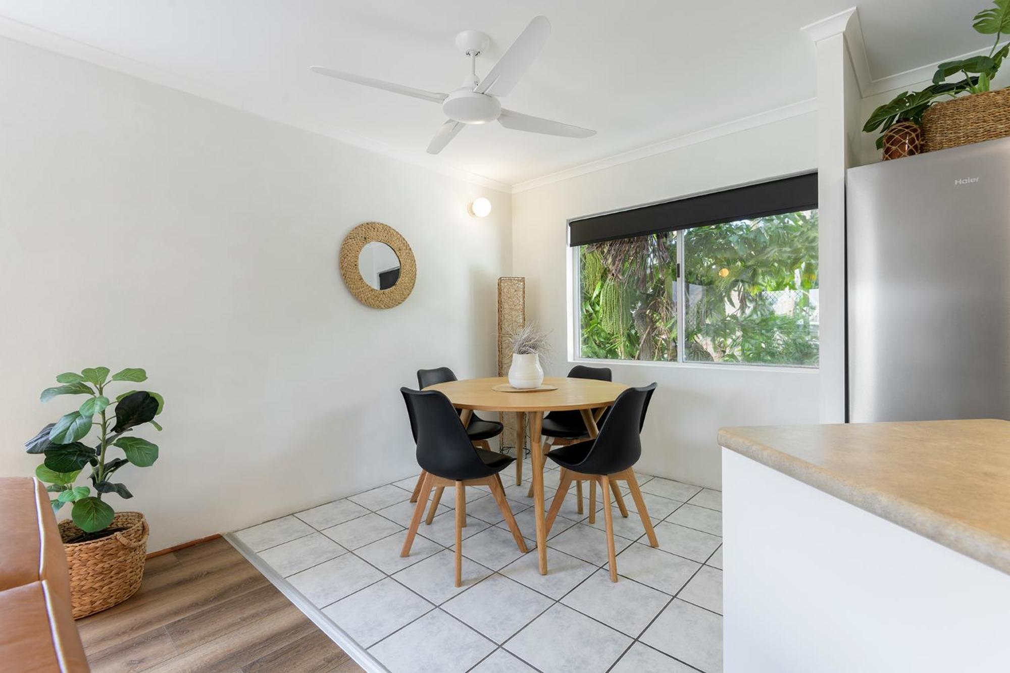 Superior One-Bedroom Apartment