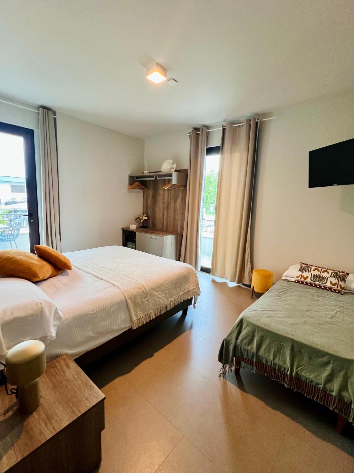 Triple Room Balcony