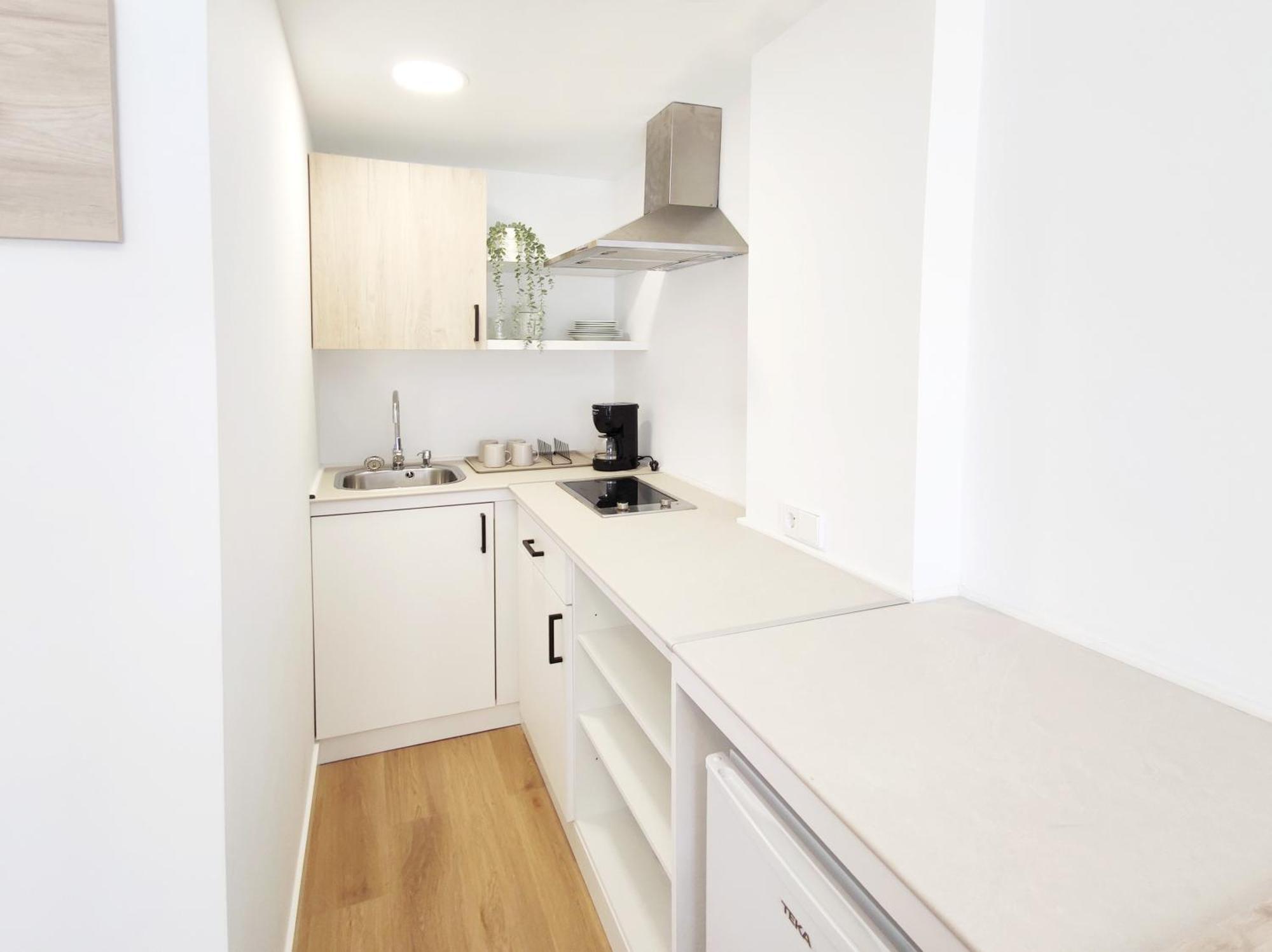 One-Bedroom Apartment Balcony,1589558639:JPEG