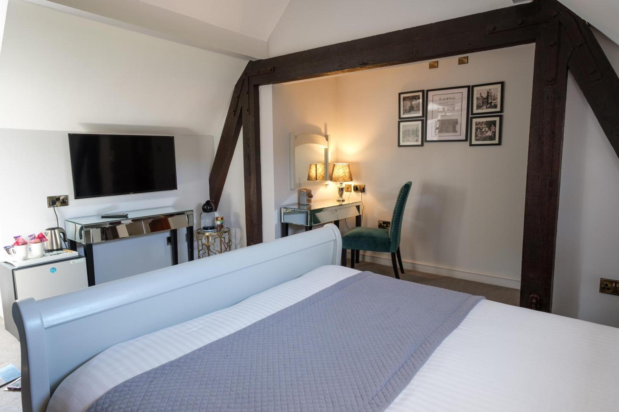 Suite Double Bed Non-Smoking