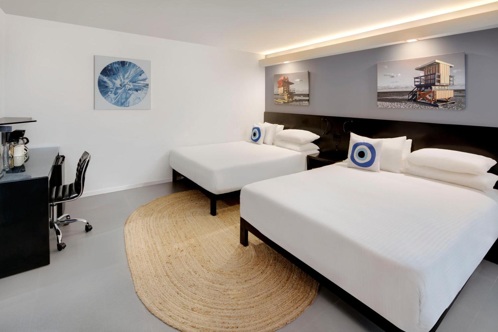 Queen Room Two Queen Beds Non-Smoking