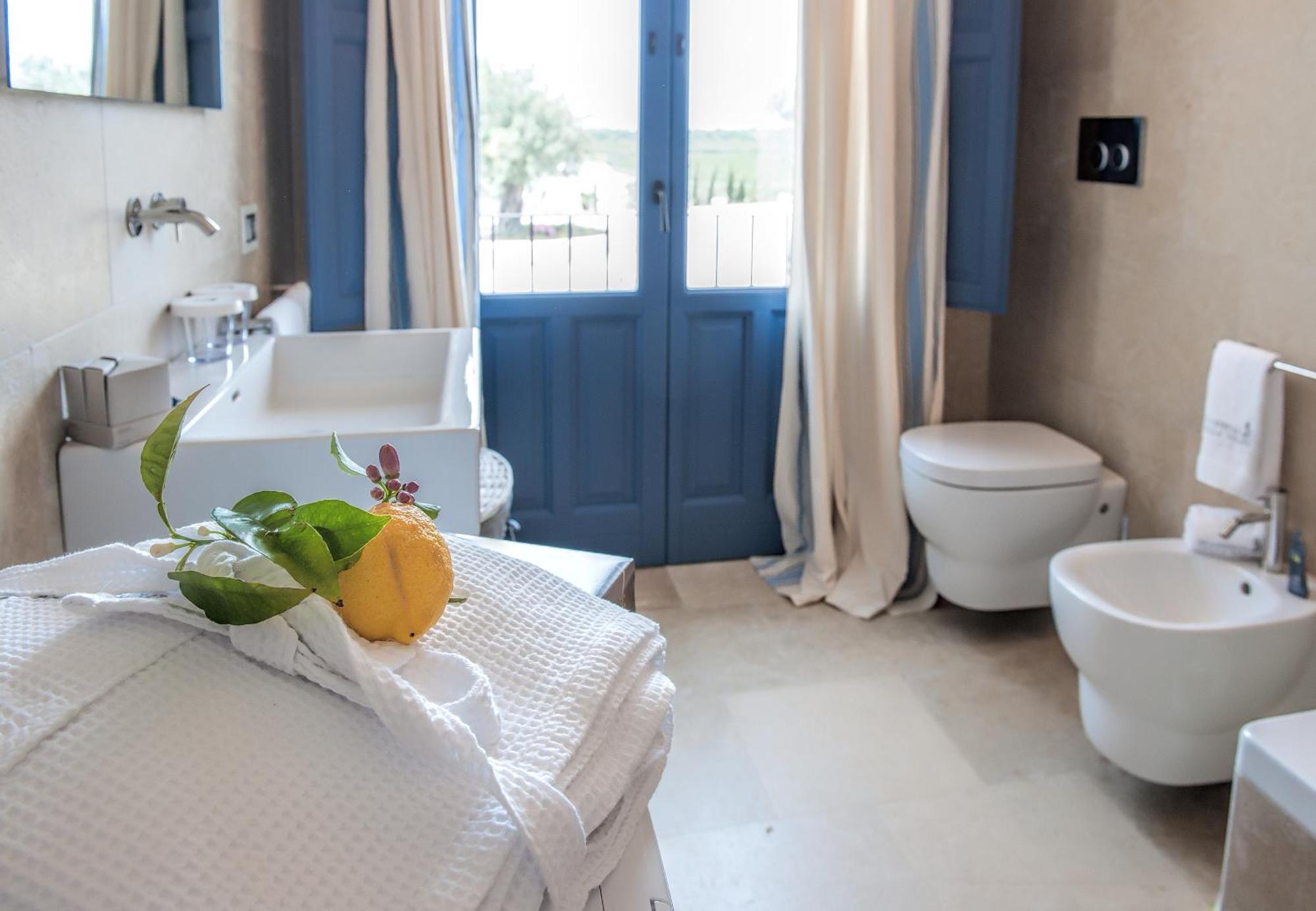 Appartamento con 3 Camere da Letto e Patio