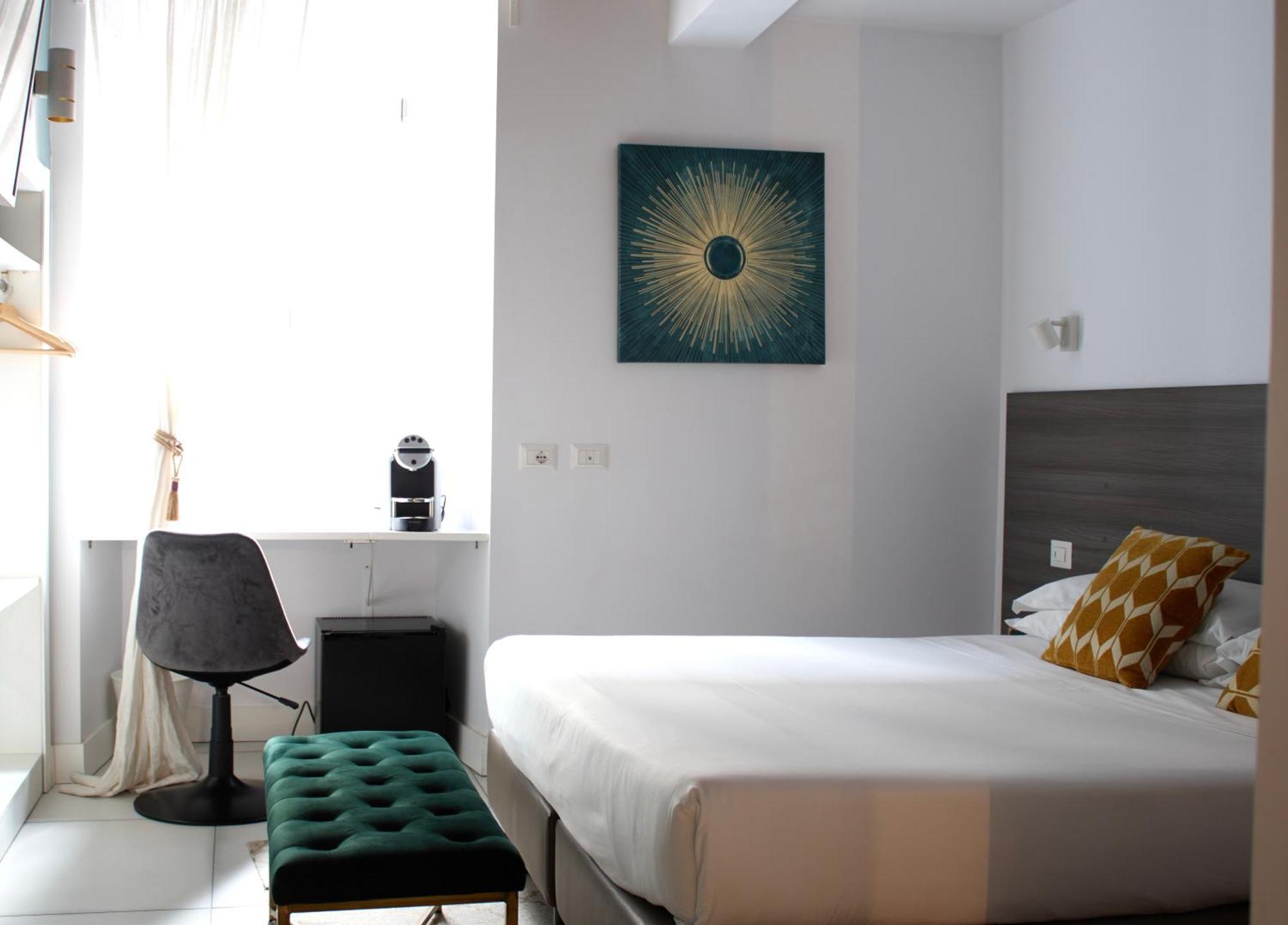Deluxe Double or Twin Room City View