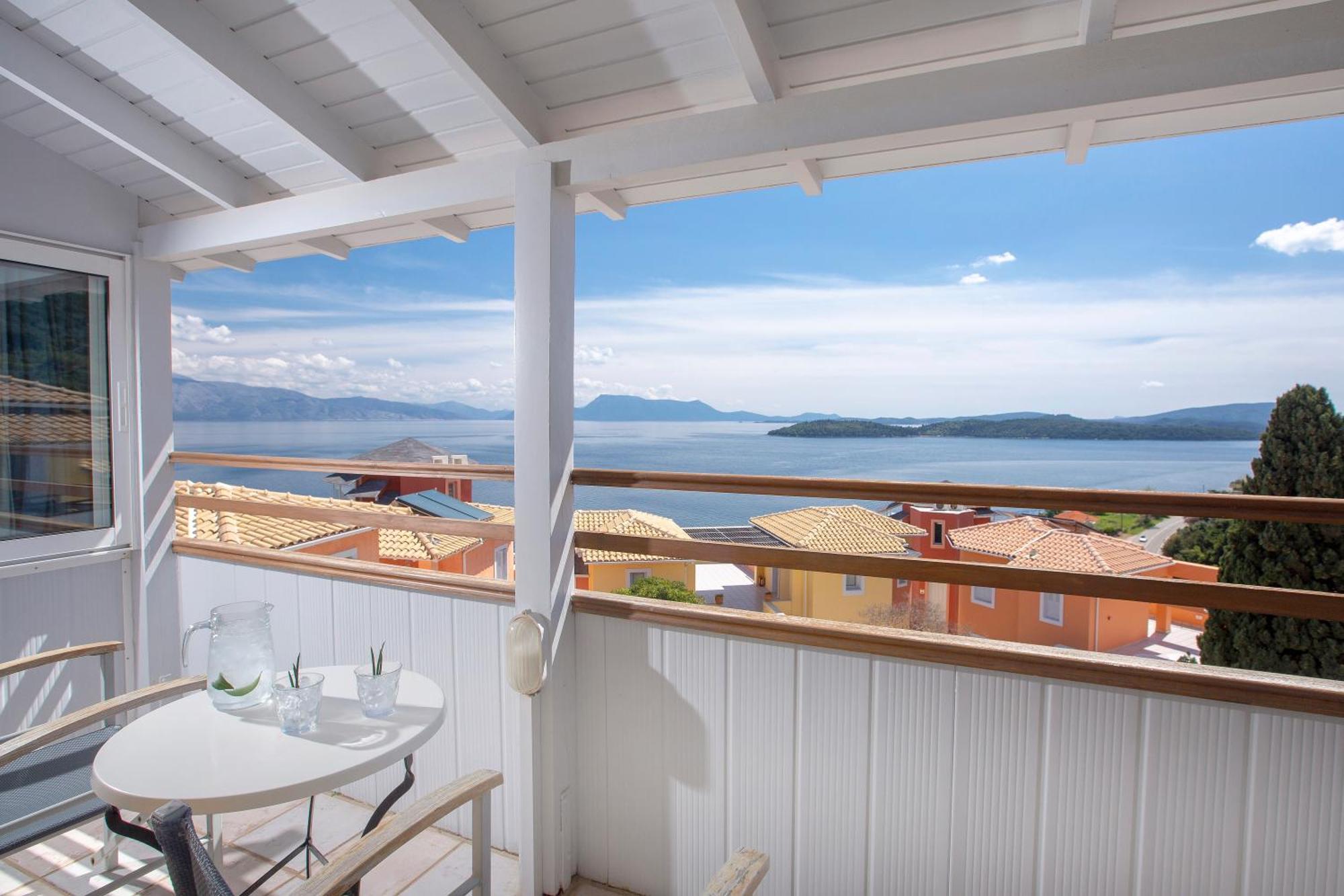 Classic Double Room Sea View,1673653642:JPEG