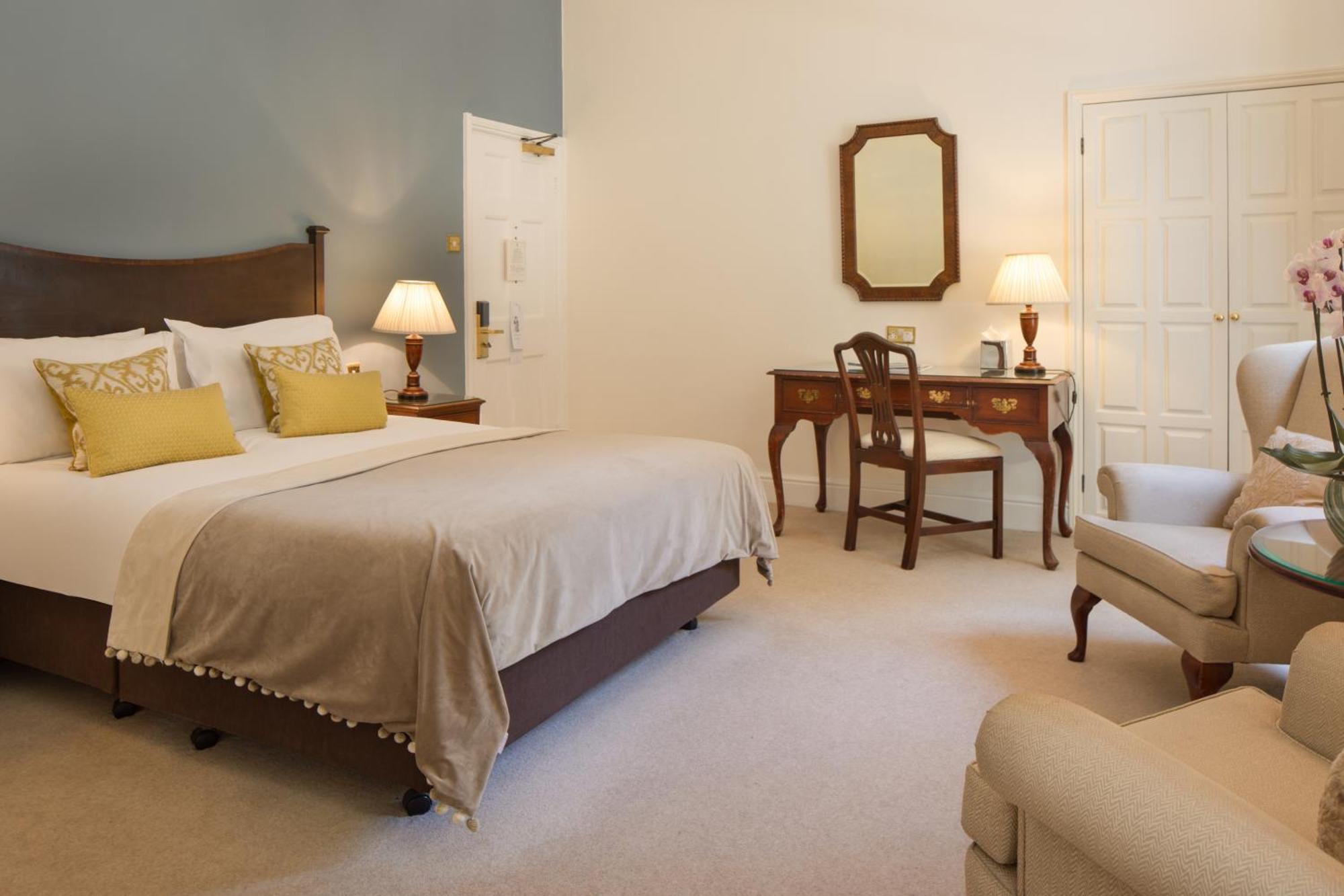 Executive Double Room,1589106573:JPEG