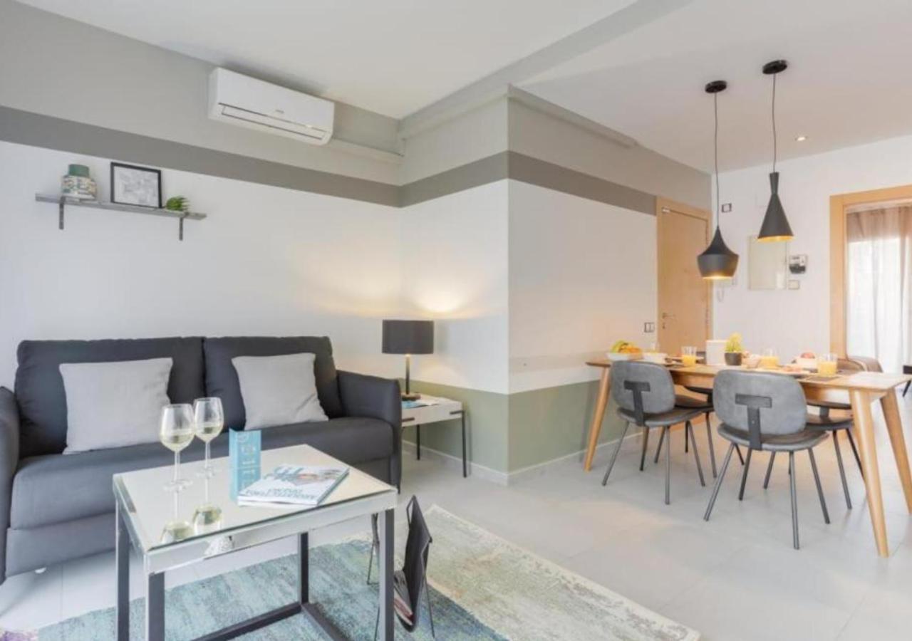 Apartamento con balcón