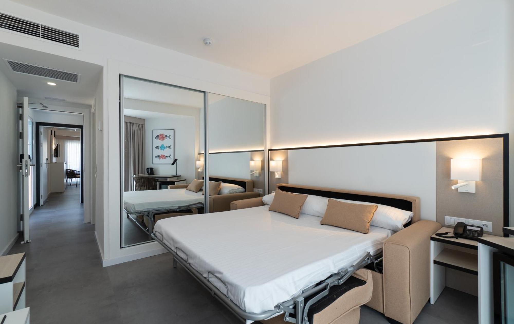 Junior Suite (2 Volwassenen + 2 Kinderen)