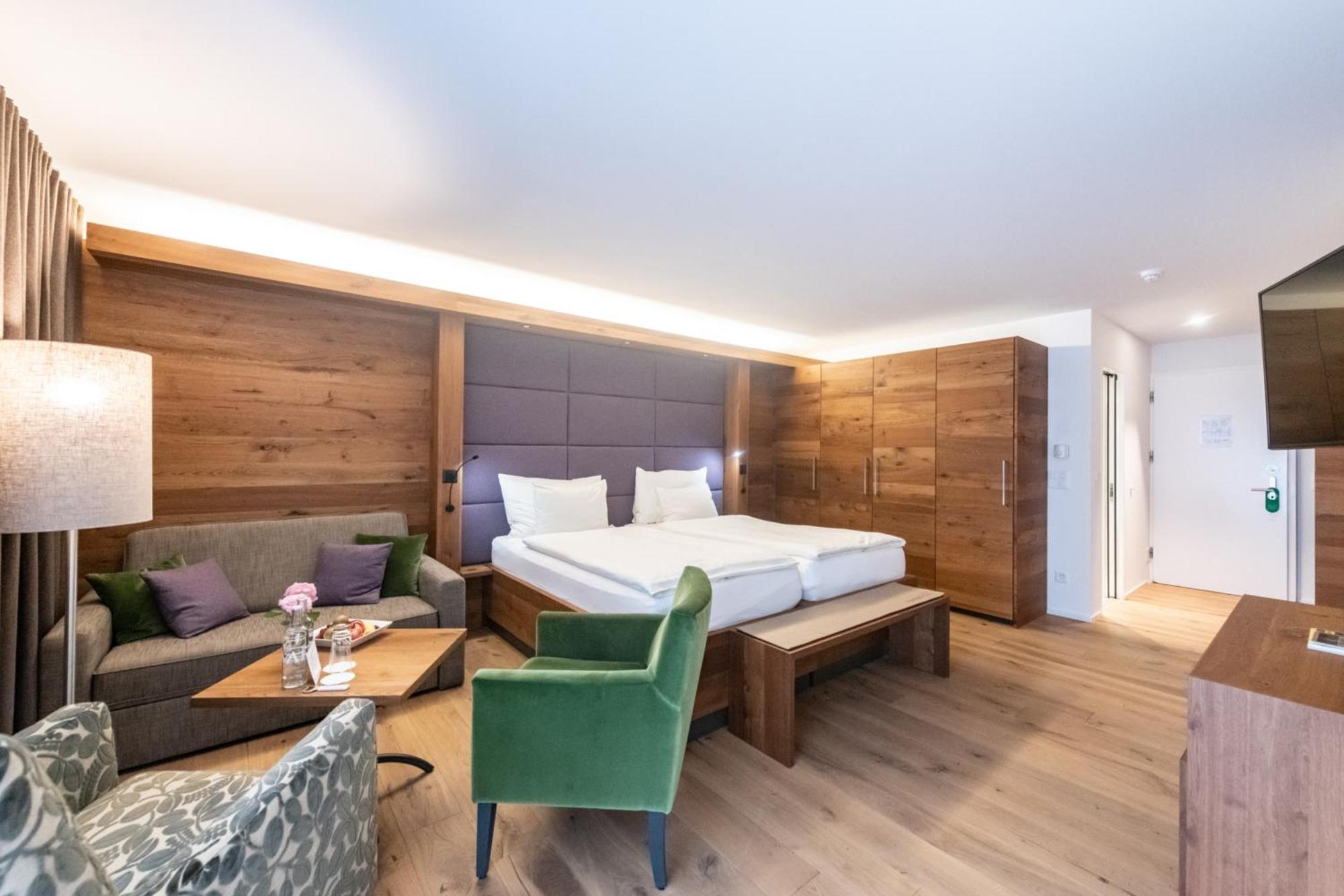 Luxury Room
