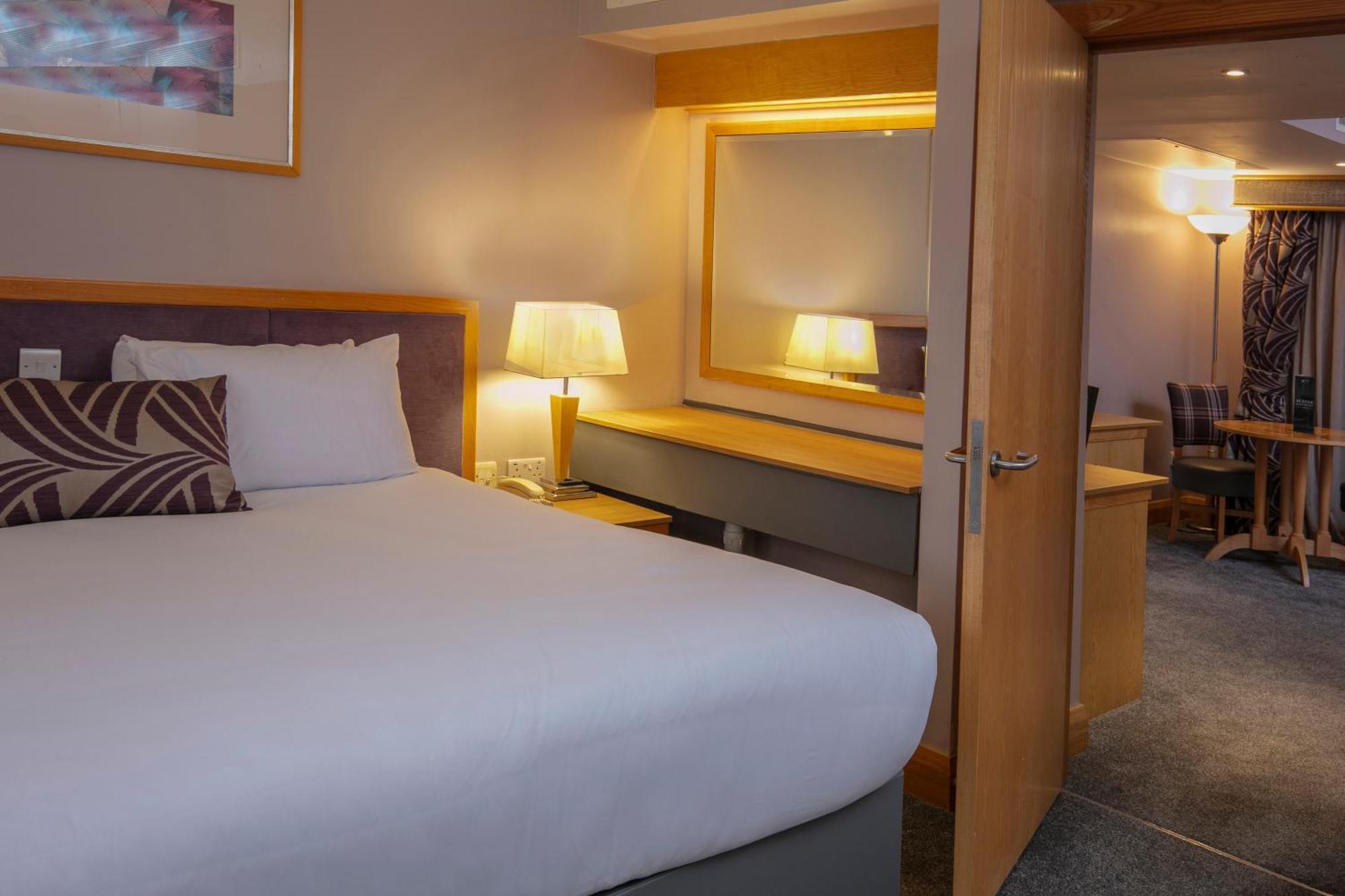 Executive King Room - Non-Smoking