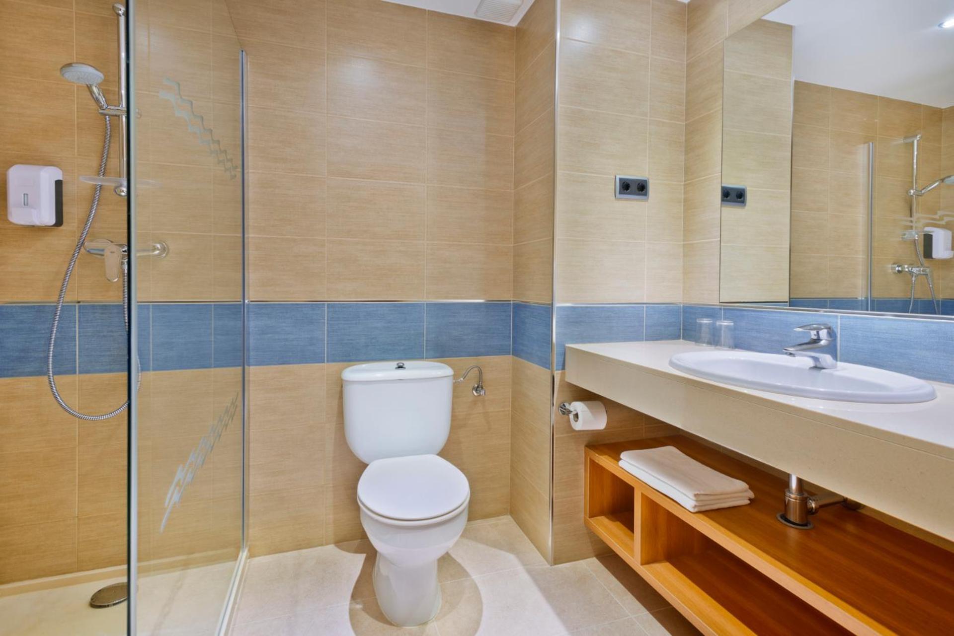 Double or Twin Room,1630867671:JPEG