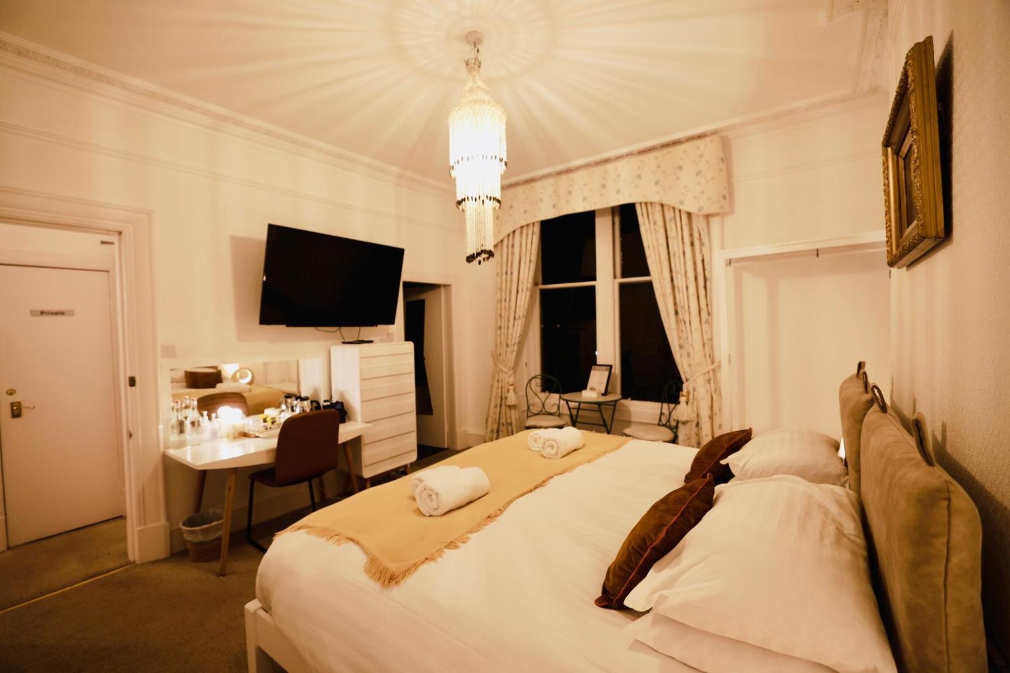 Superior Deluxe Double or Twin Room