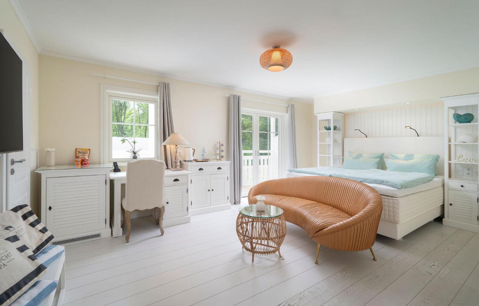 Doppelzimmer mit Poolblick