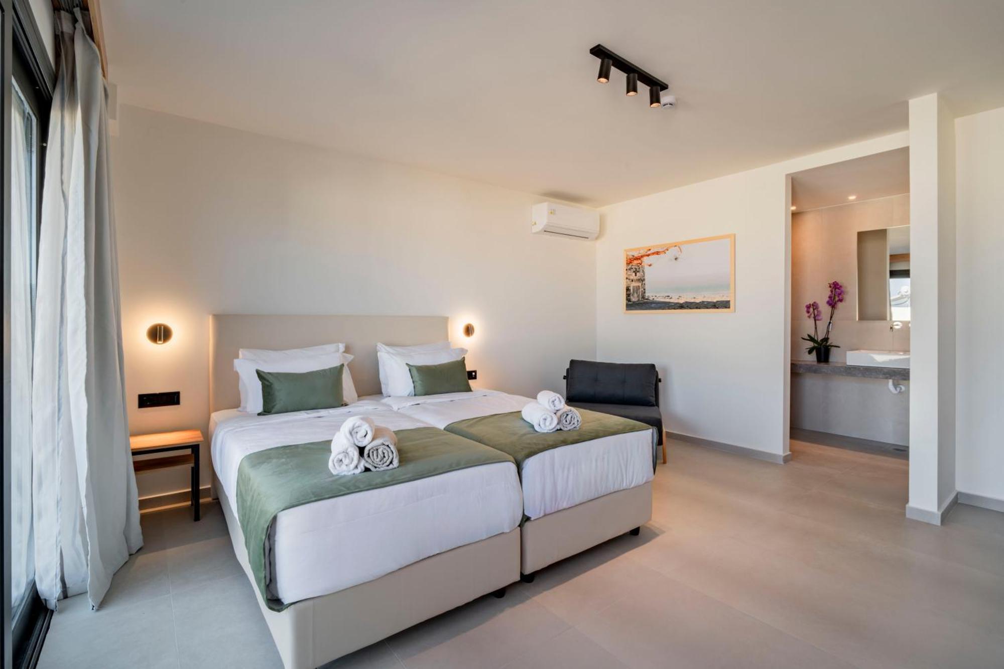 Superior Double Room,1594684762:JPEG
