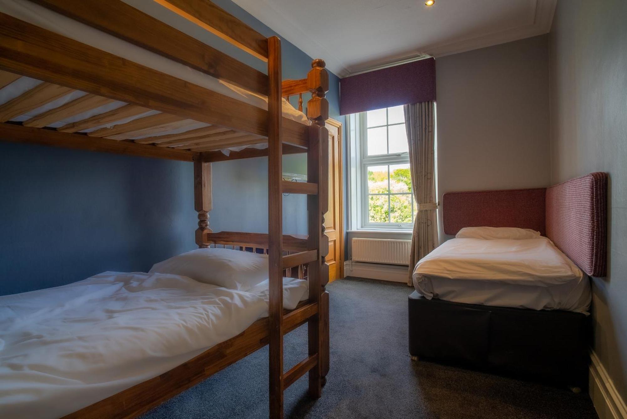 Habitación Familiar Superior (2 adultos + 2 niños)