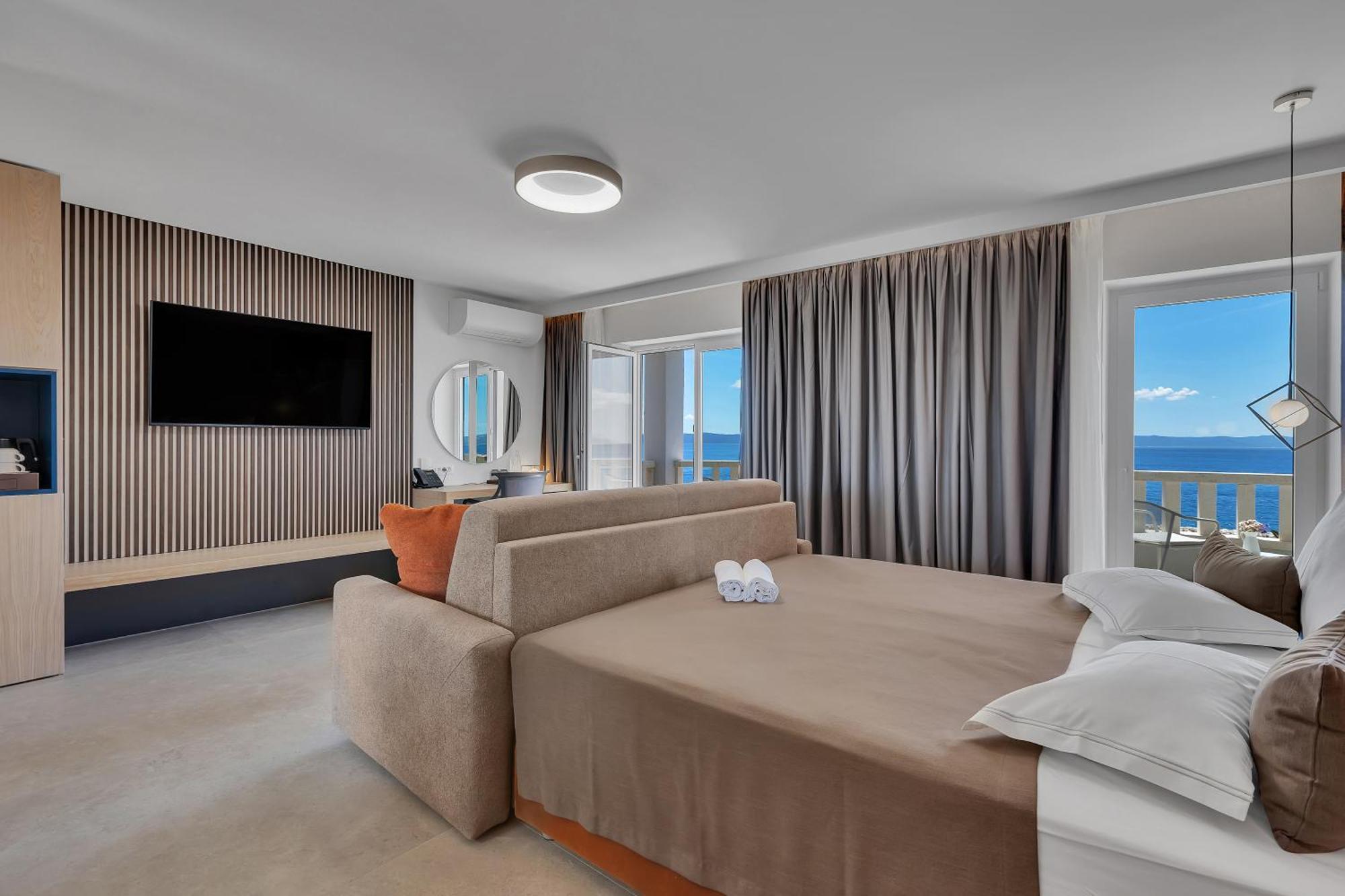 Superior Double Room with Sea View