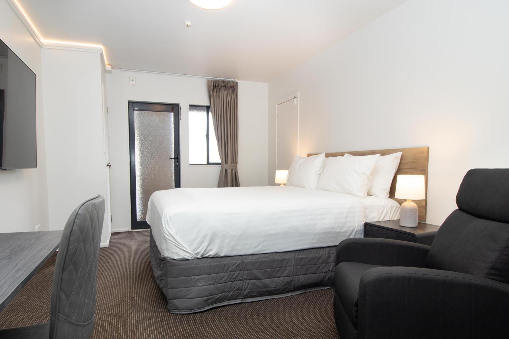 Superior Queen Room