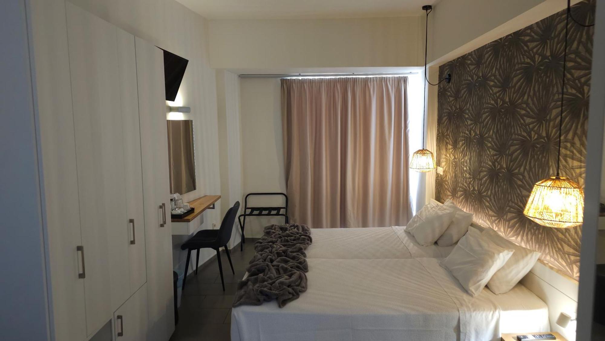 Junior Suite,1598893269:JPEG