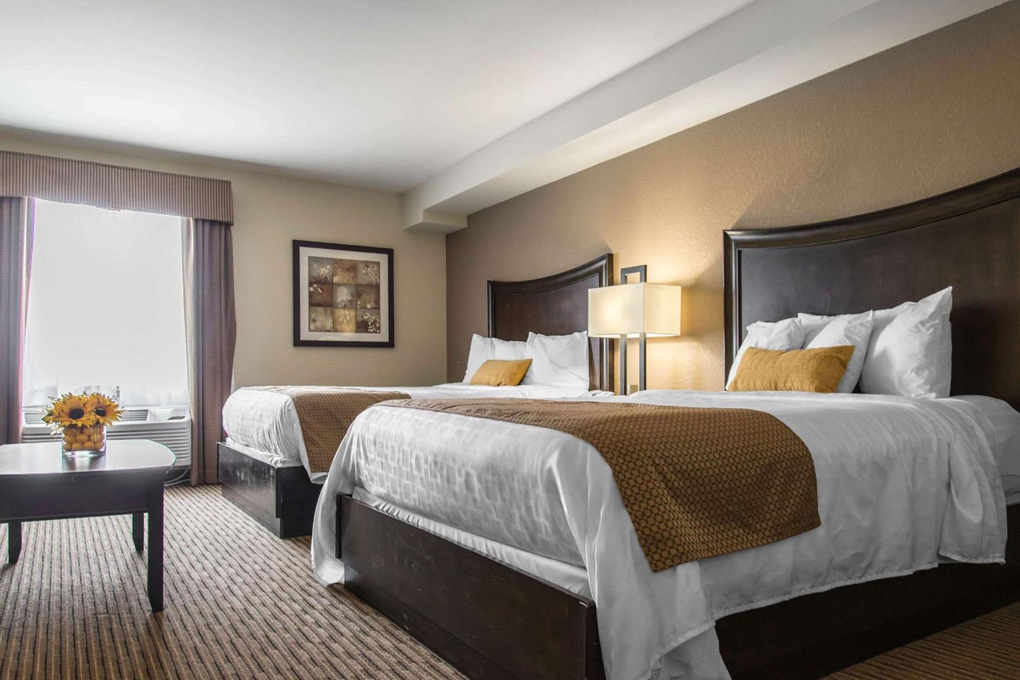 Efficiency Queen Suite Two Queen Beds Non Smoking