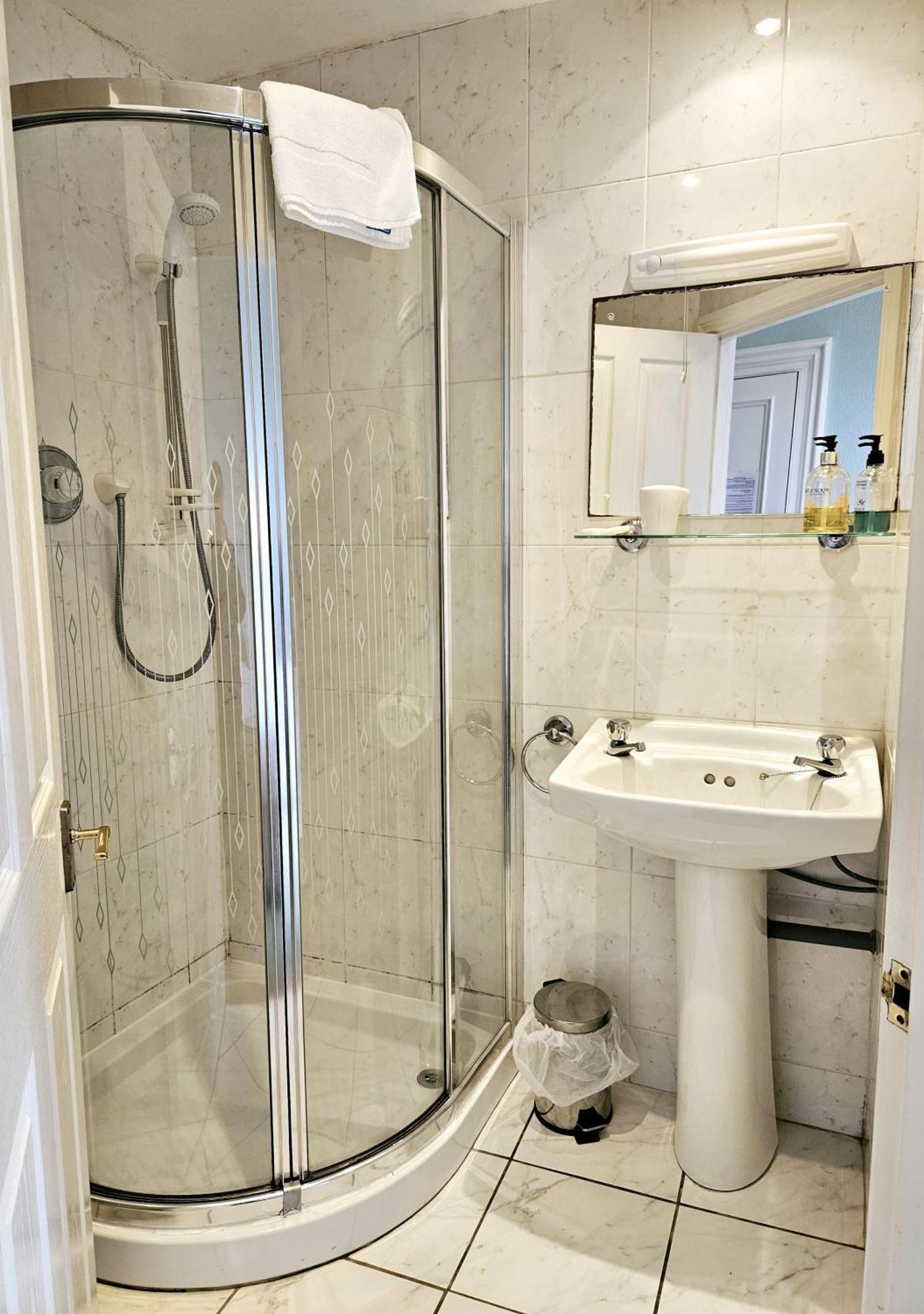 Double or Twin Room with Garden View