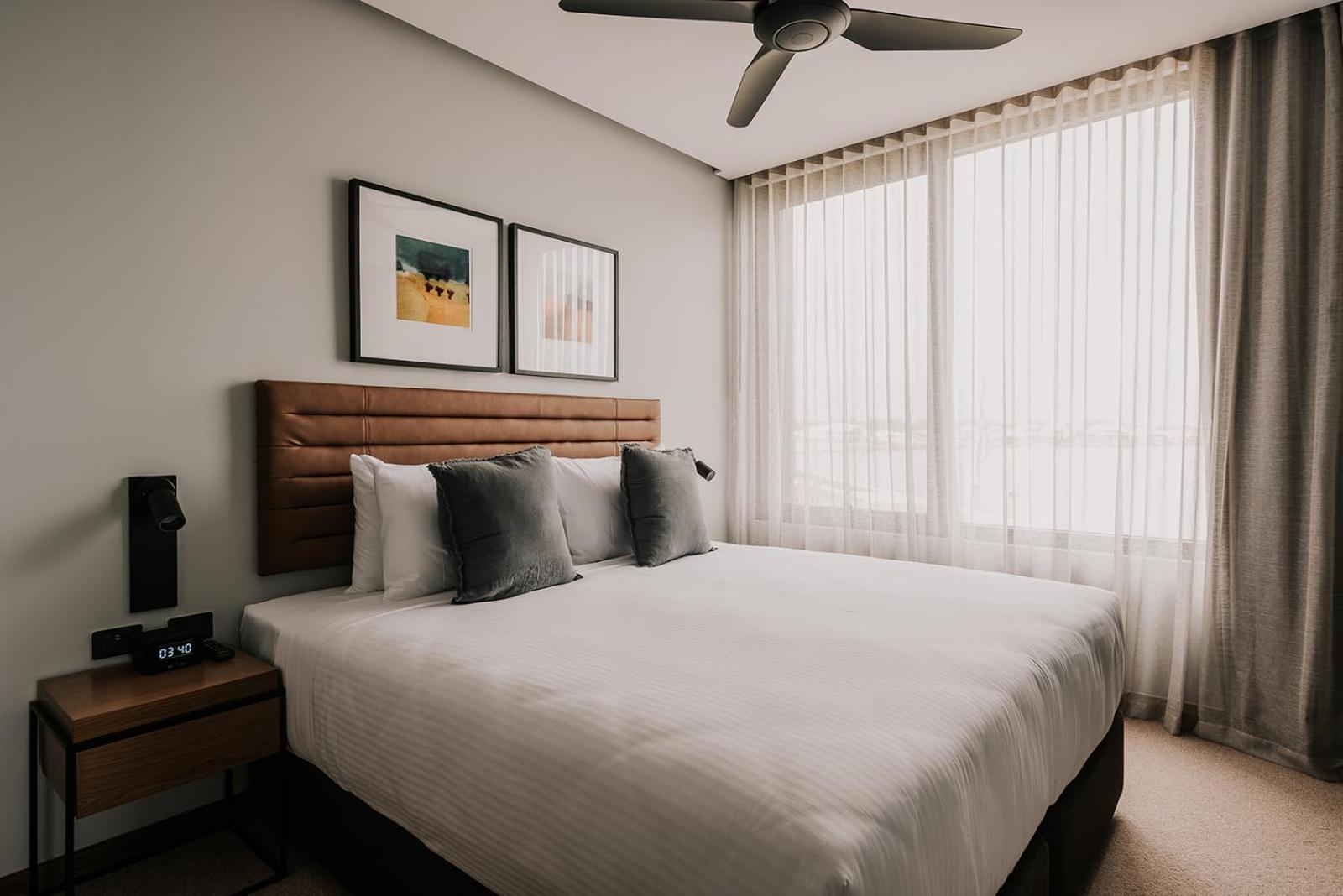 Two-Bedroom Apartment Lake View