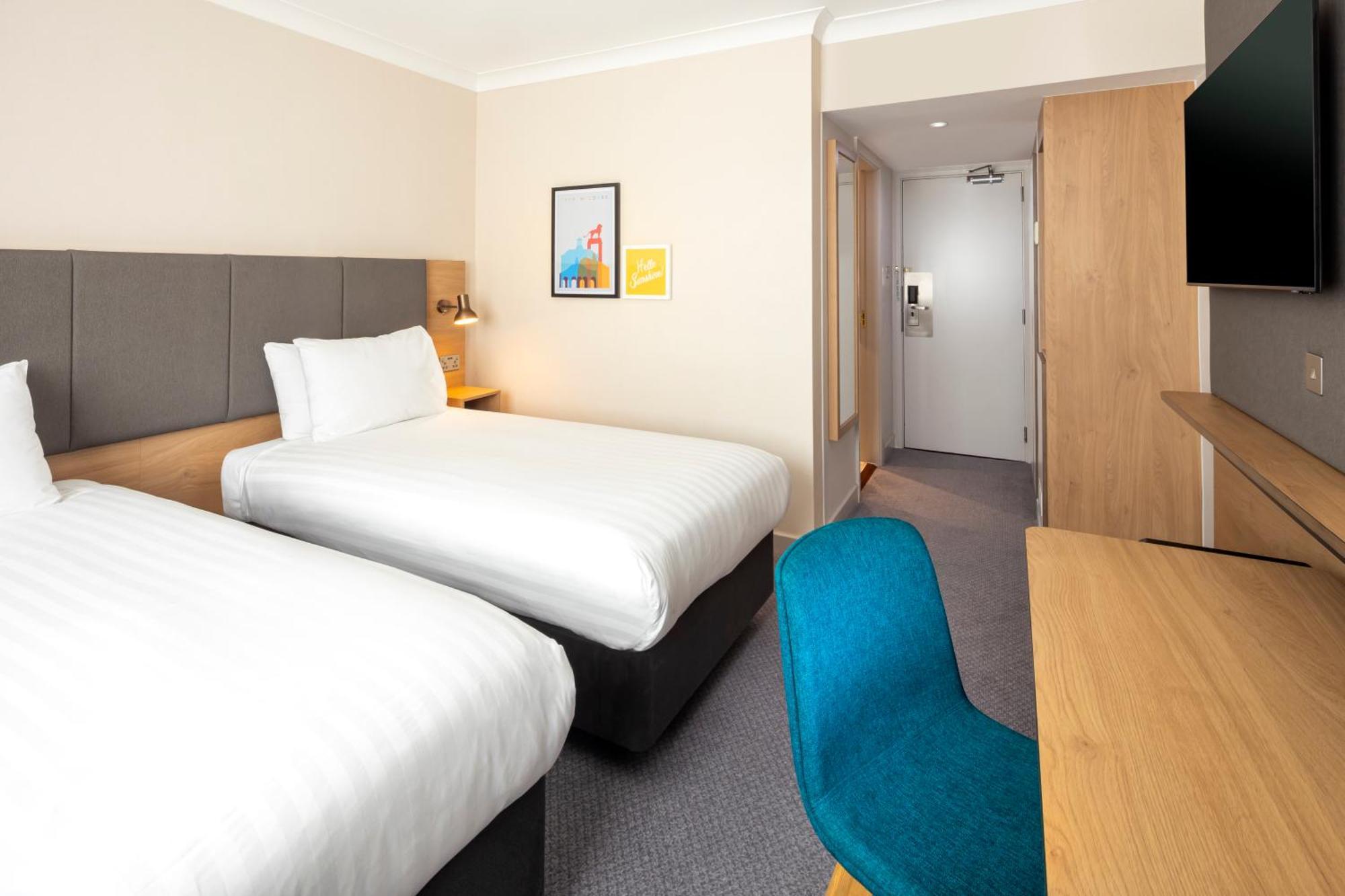 Standard Room Two Single Beds