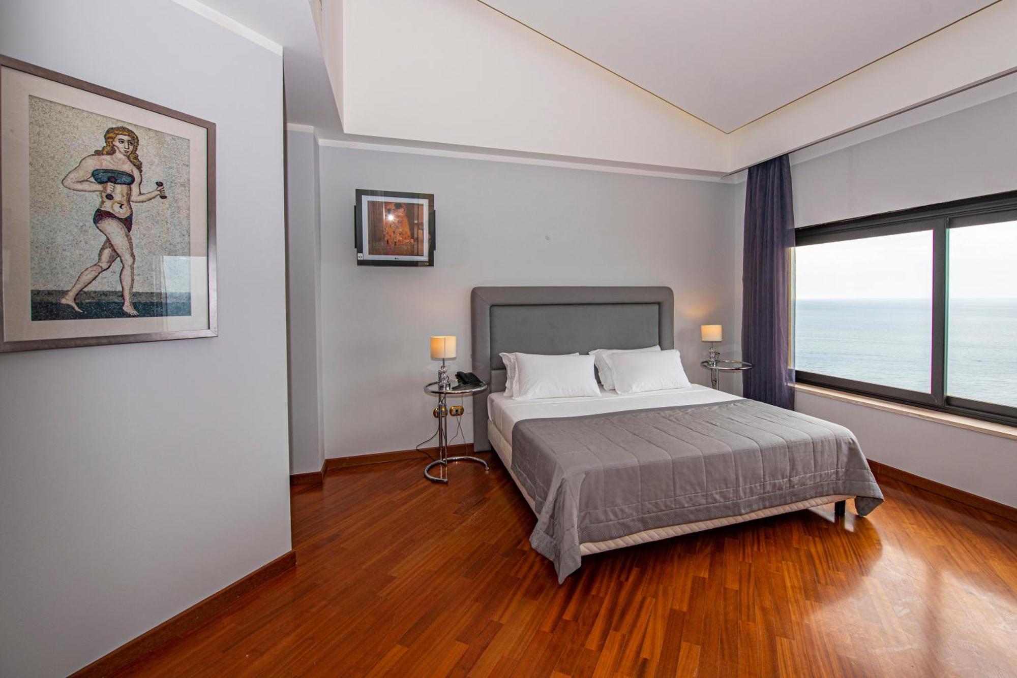 Elegant Suite