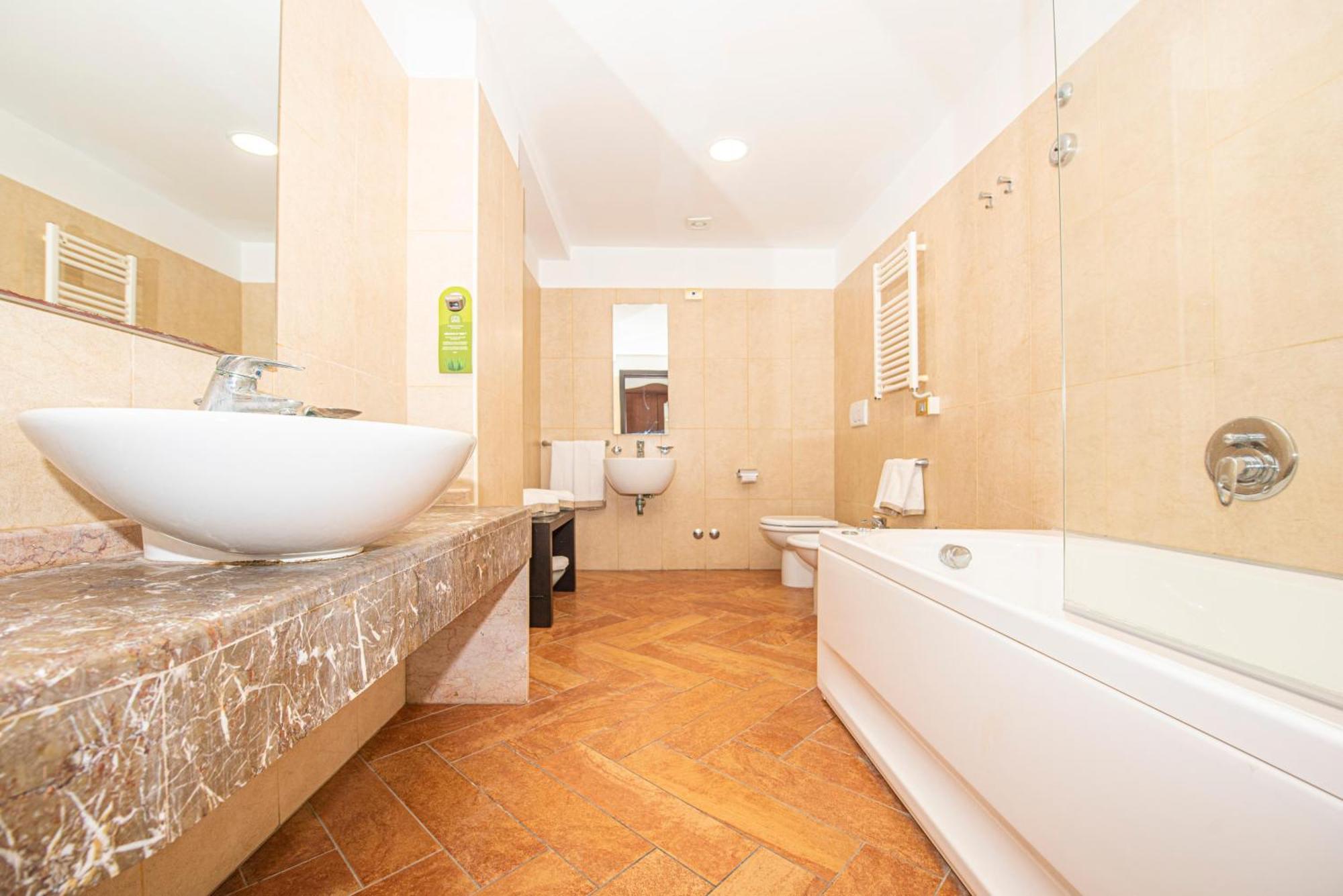 Luxury Triple Room
