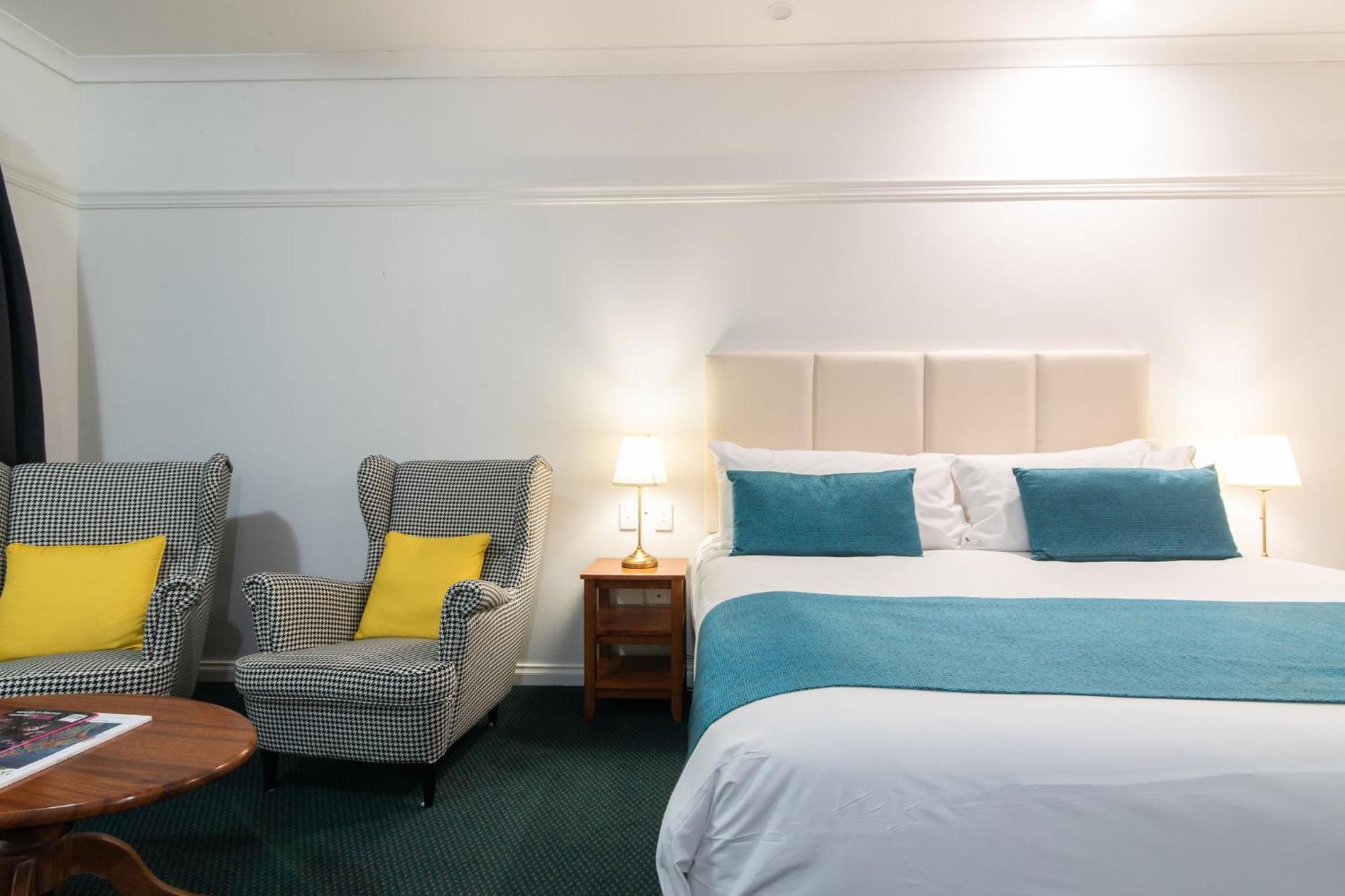 Superior King Room