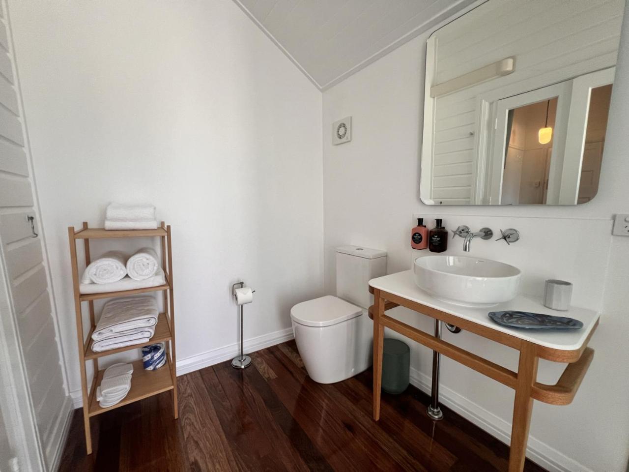 Deluxe Suite with Sea View