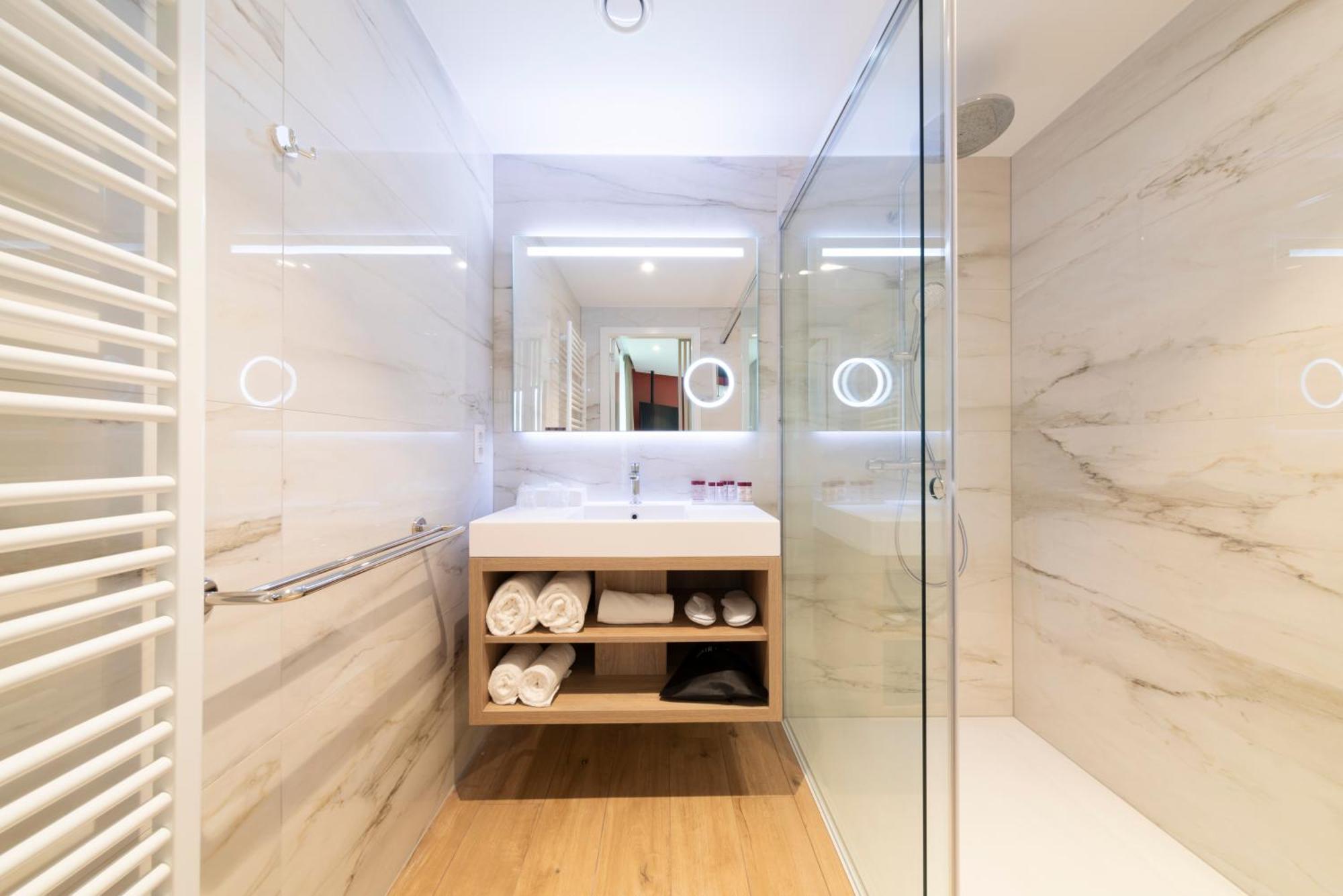 Standard Double or Twin Room,1603281139:JPEG