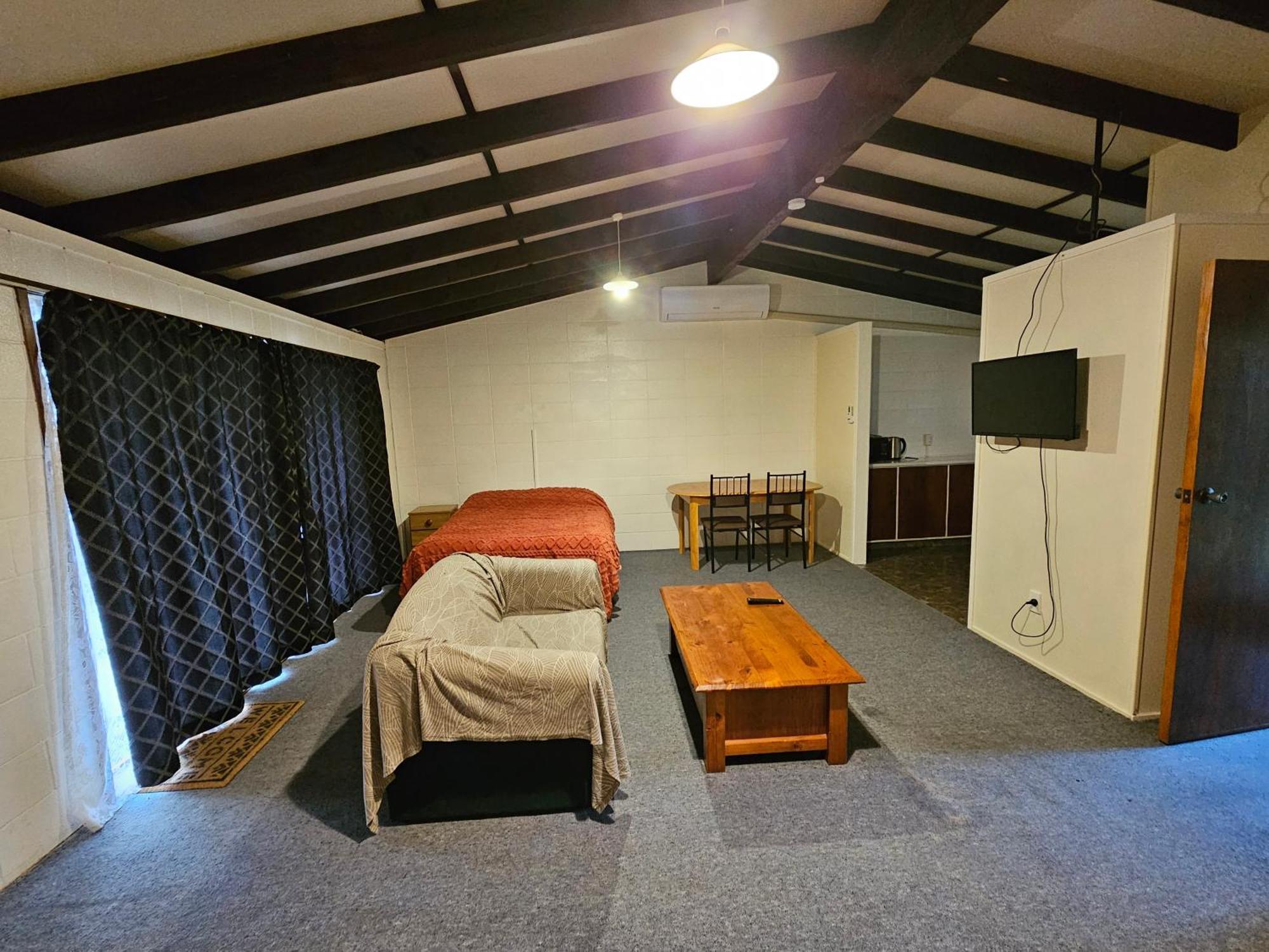 Standard Studio