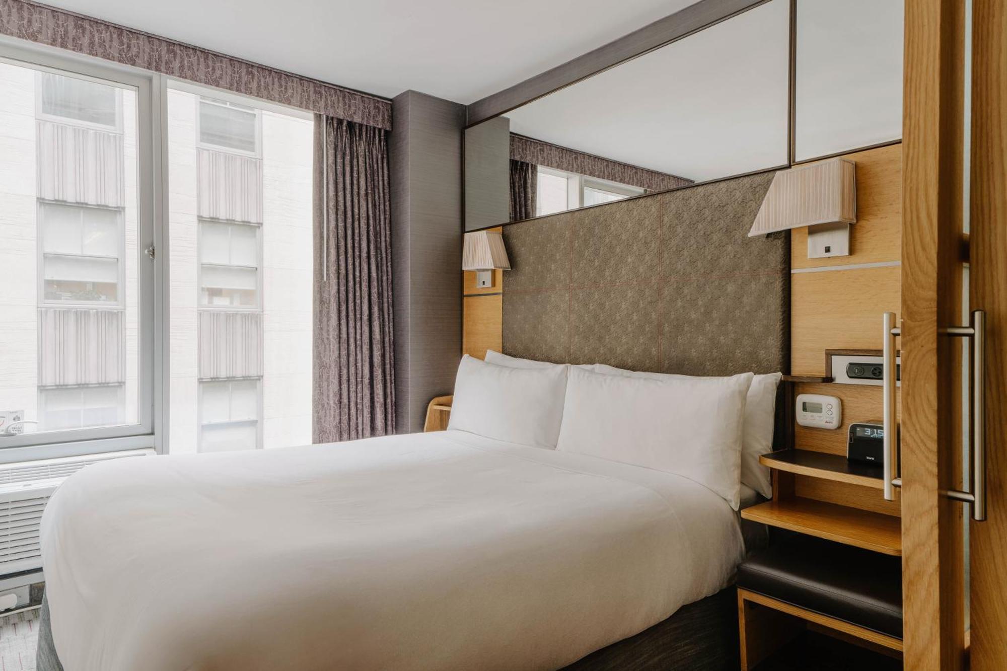Premier Room