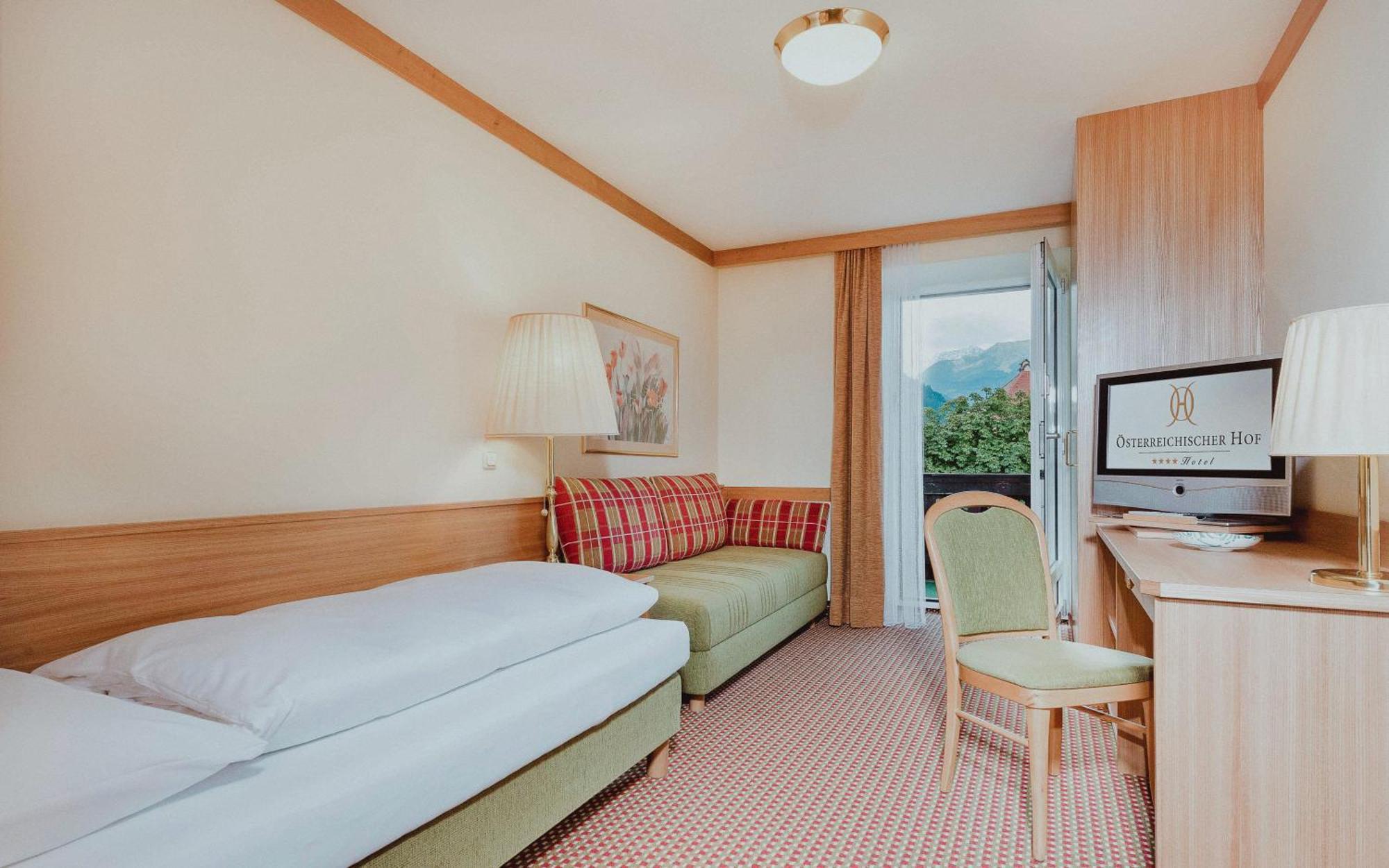 Comfort Single Room with free entrance to the Alpentherme Gastein